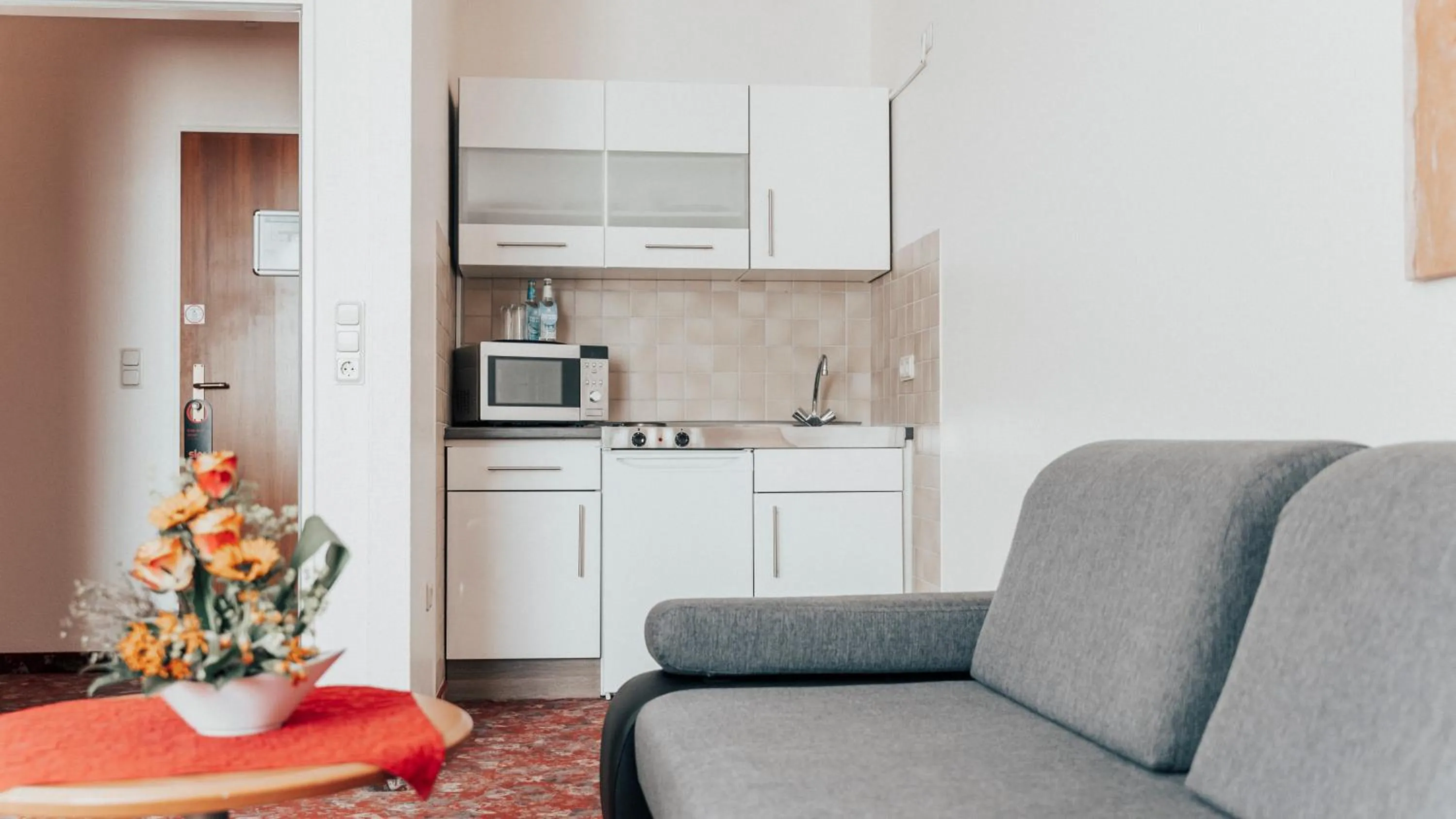 Kitchen or kitchenette in Avantgarde Hotel