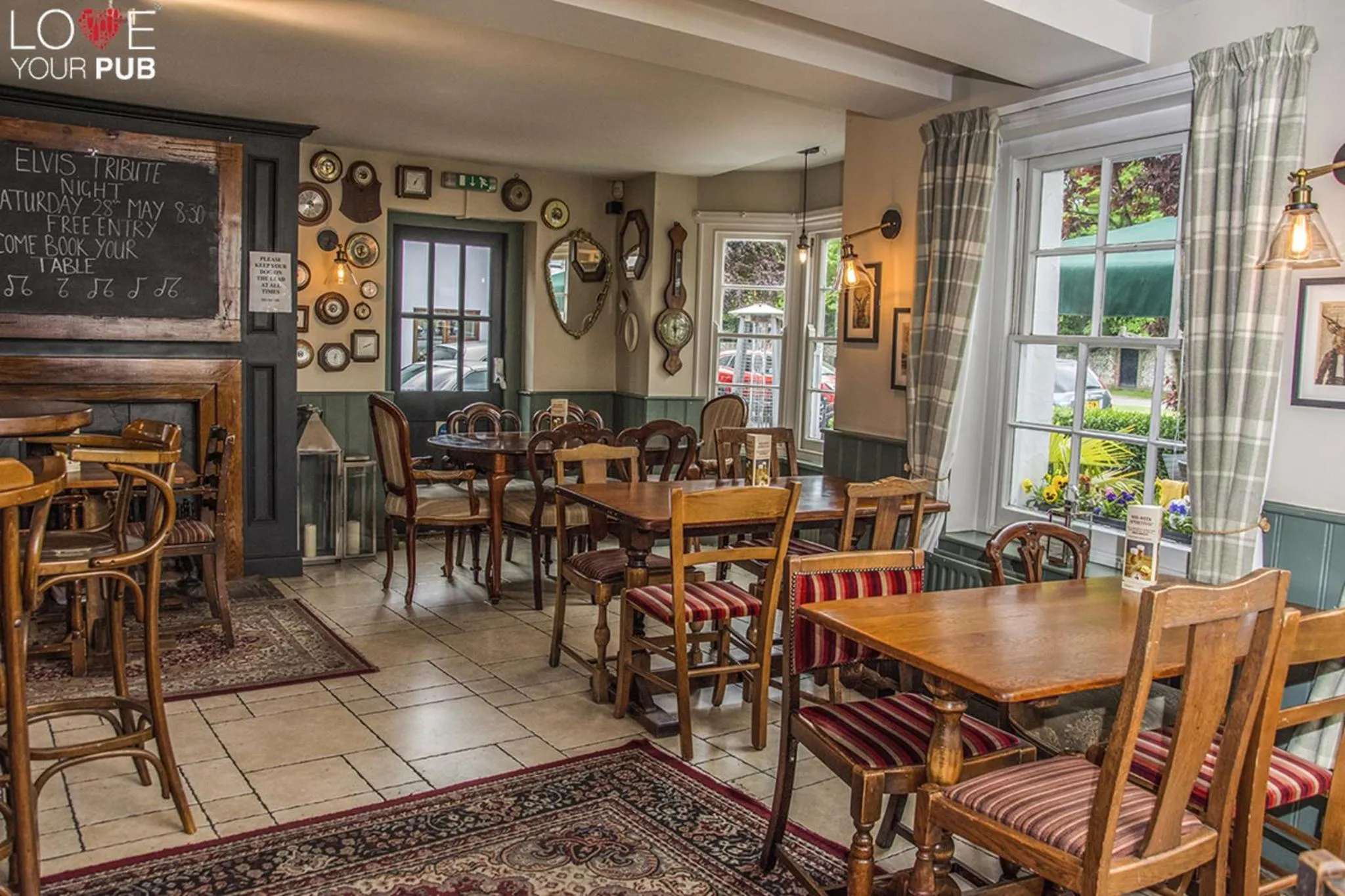 Lounge or bar in The Robin Hood Inn