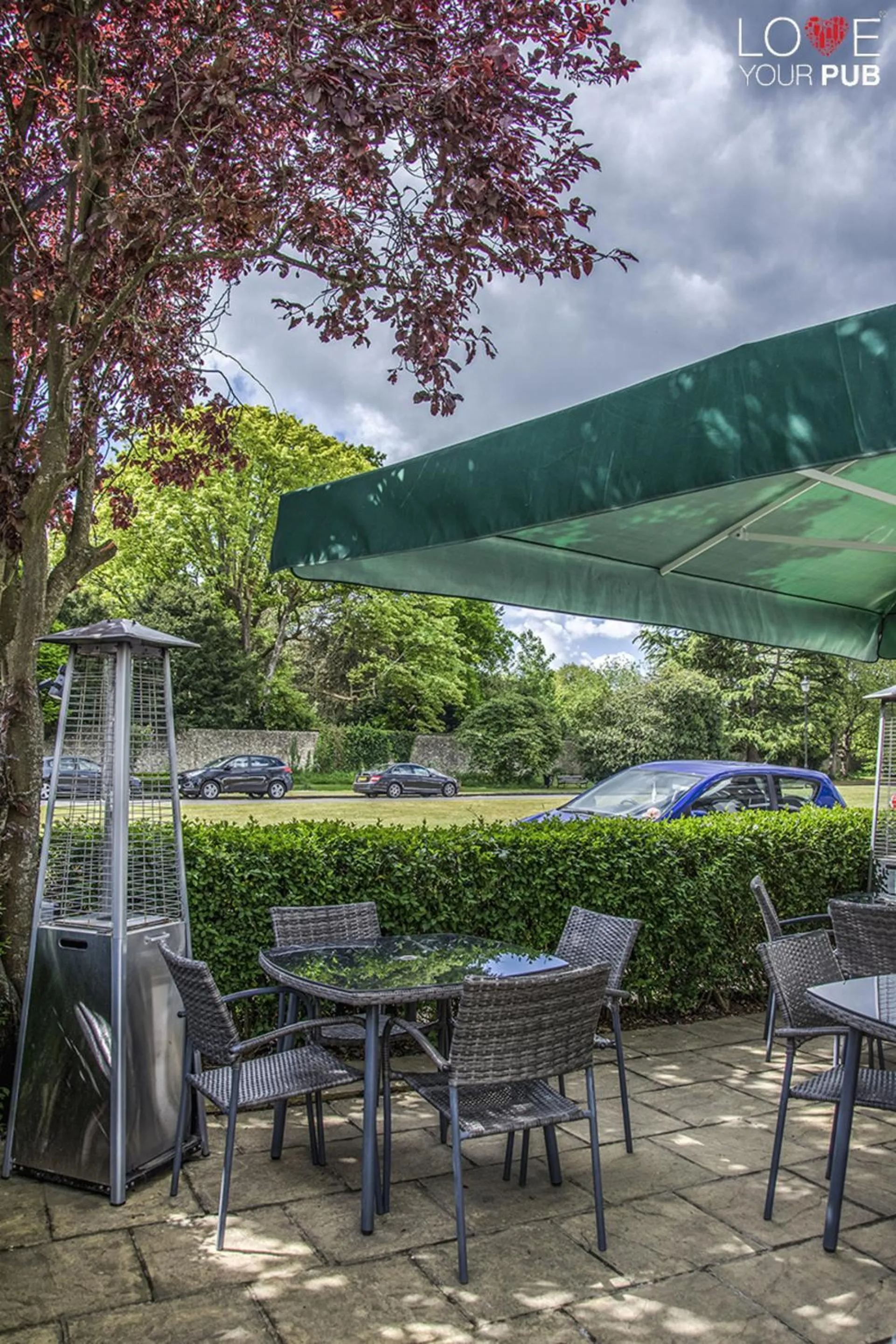 Garden in The Robin Hood Inn