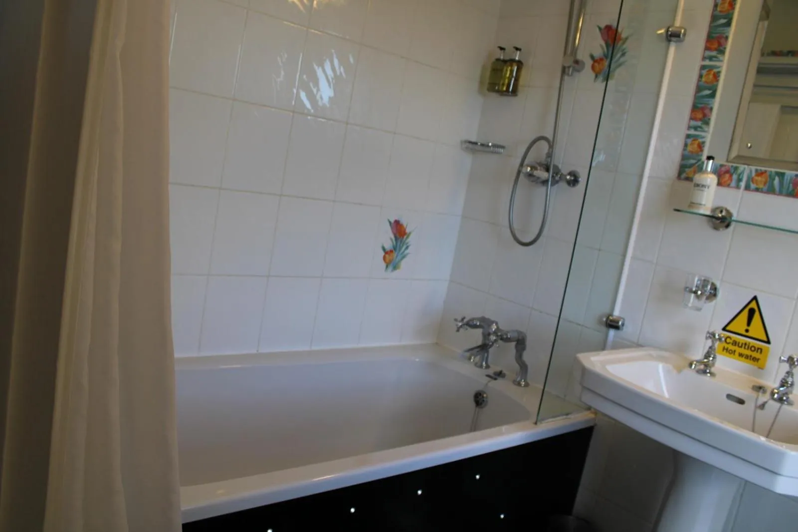 Bathroom in The Trooper Inn