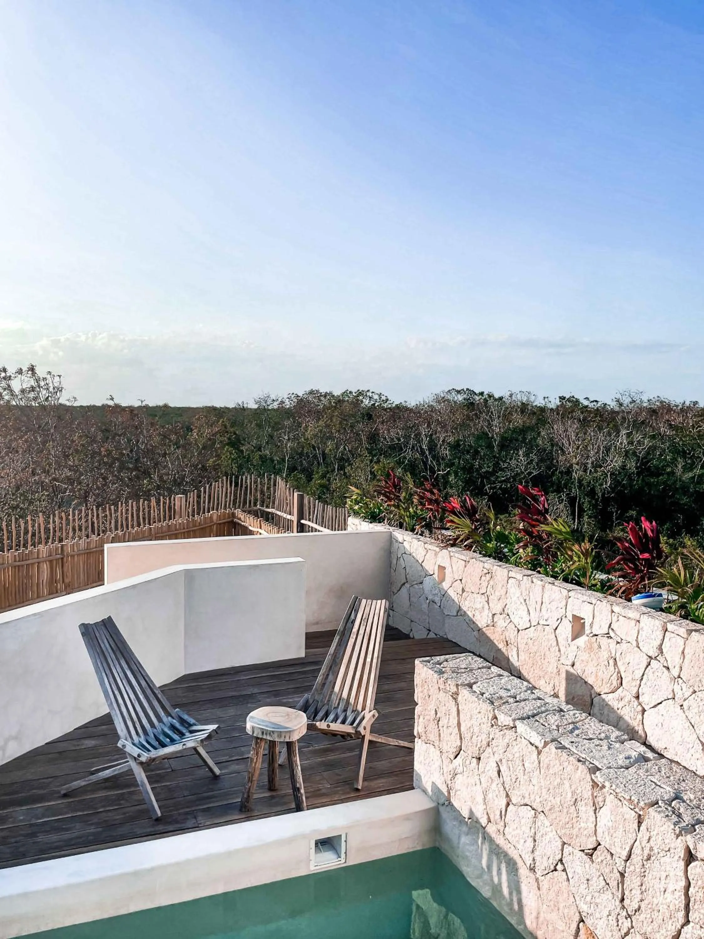 Patio in Vida Boho Apart 16 with special fee to access Hotel Bardo