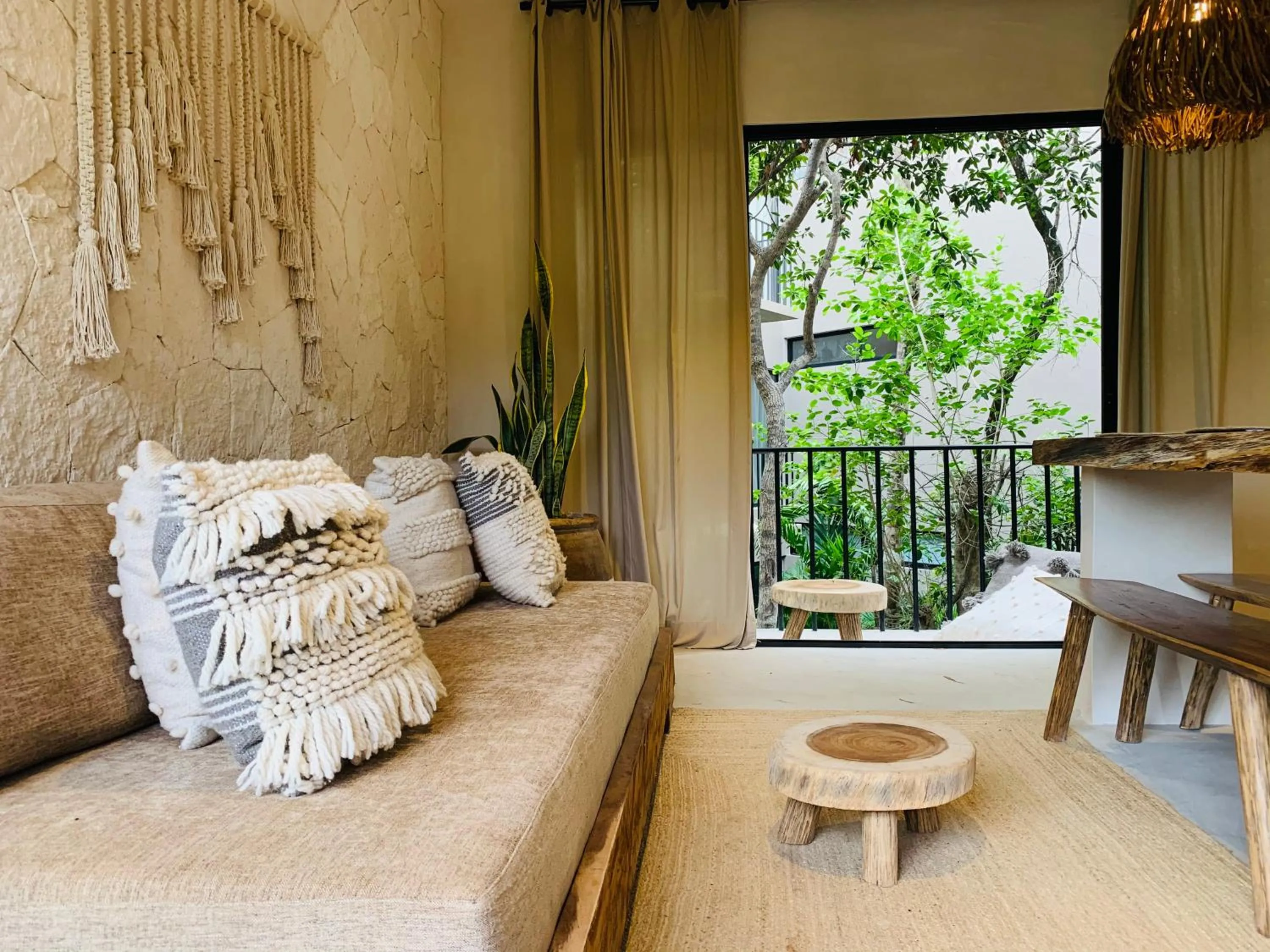 Balcony/Terrace in Vida Boho Apart 16 with special fee to access Hotel Bardo