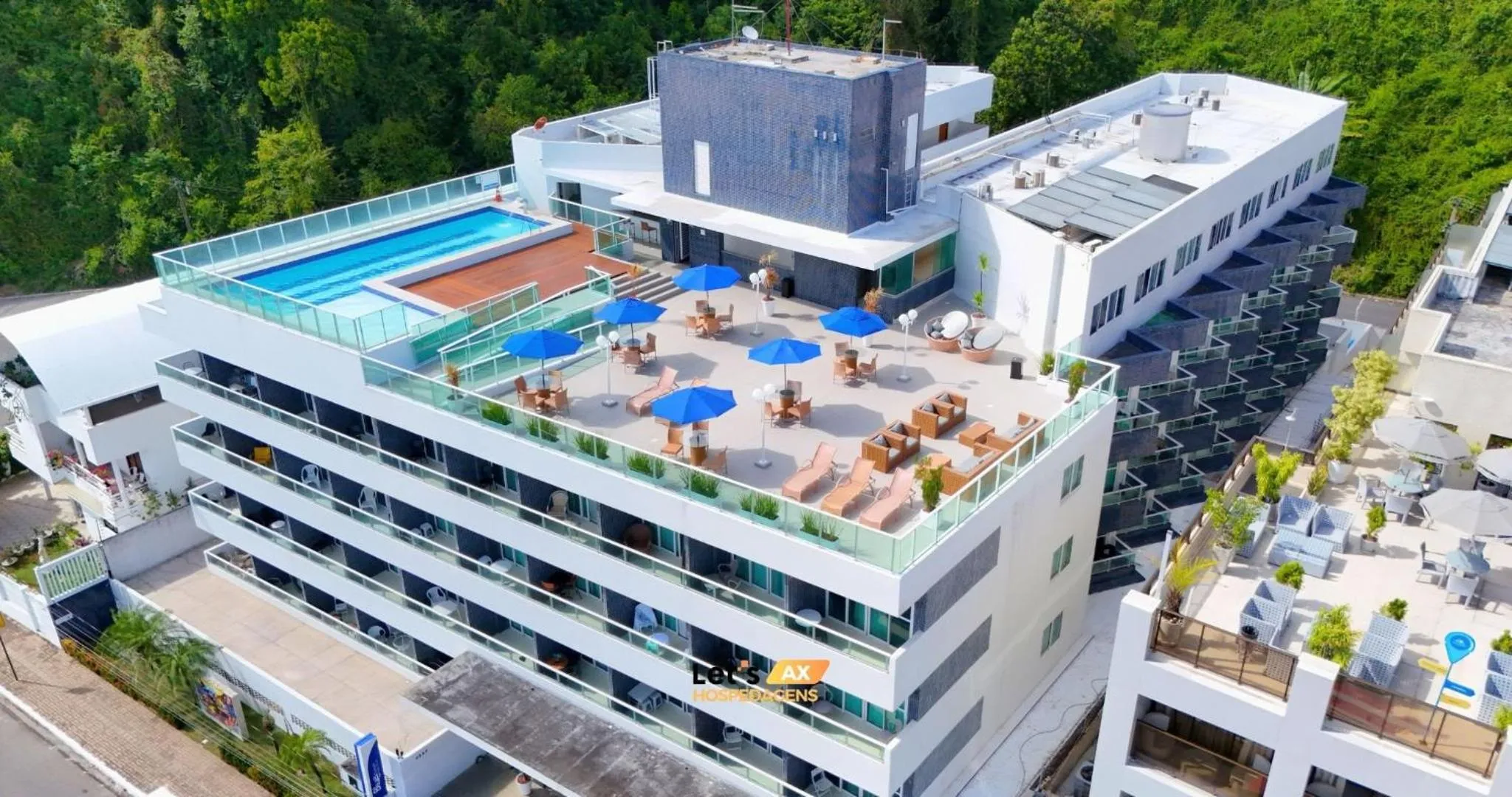 Facade/entrance in AX Blue Suítes