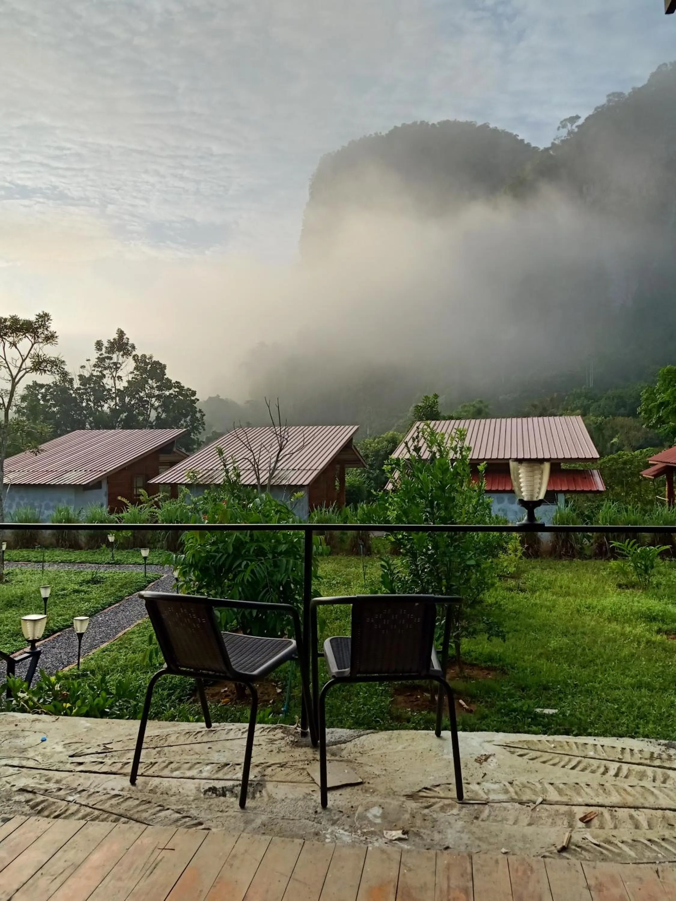 Balcony/Terrace in Bansuanphutarn