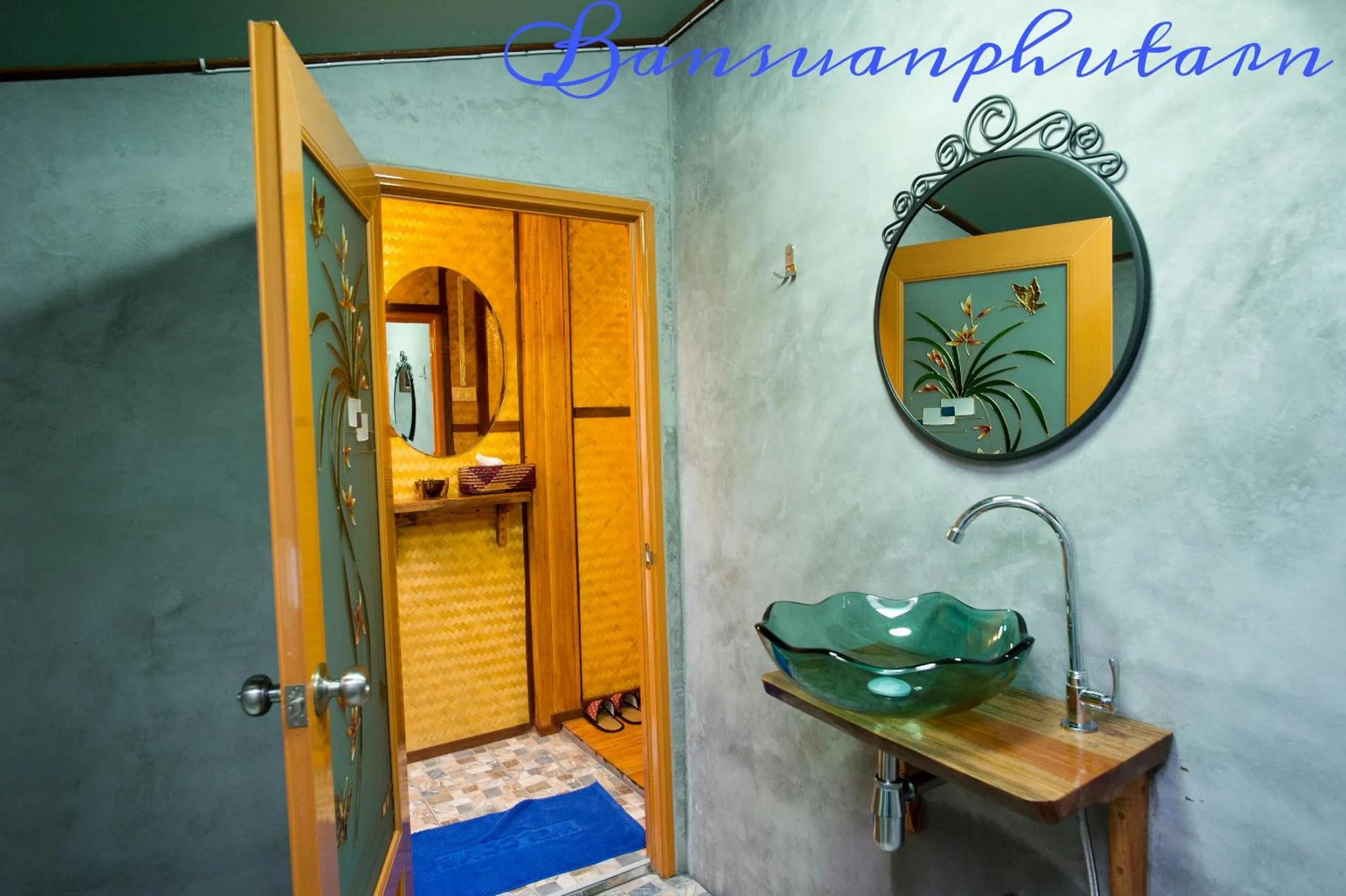 Bathroom in Bansuanphutarn