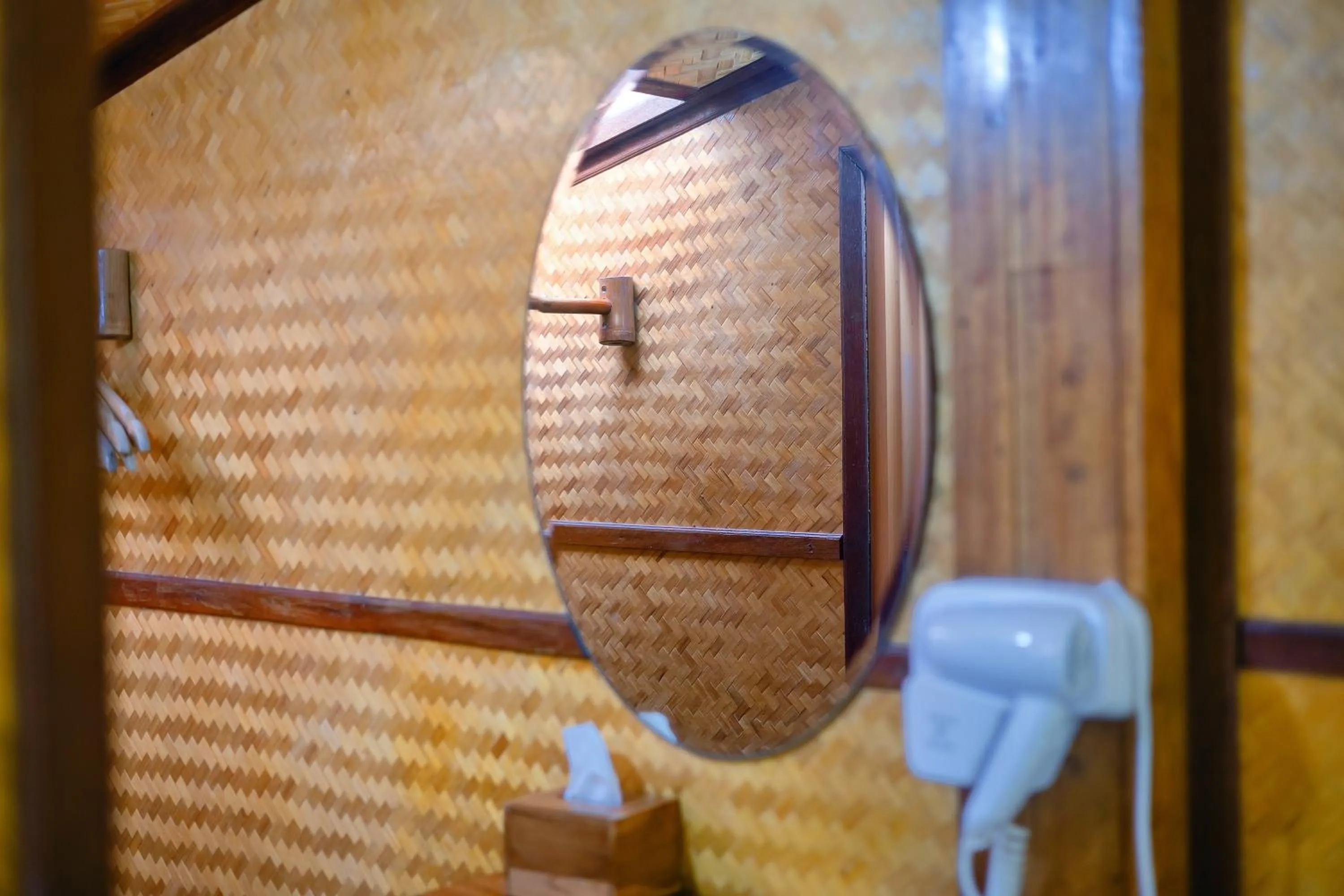 Area and facilities in Bansuanphutarn