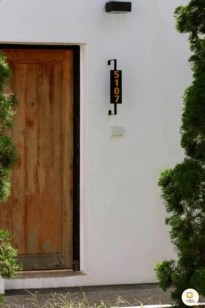 Property building in The Gold Living Life