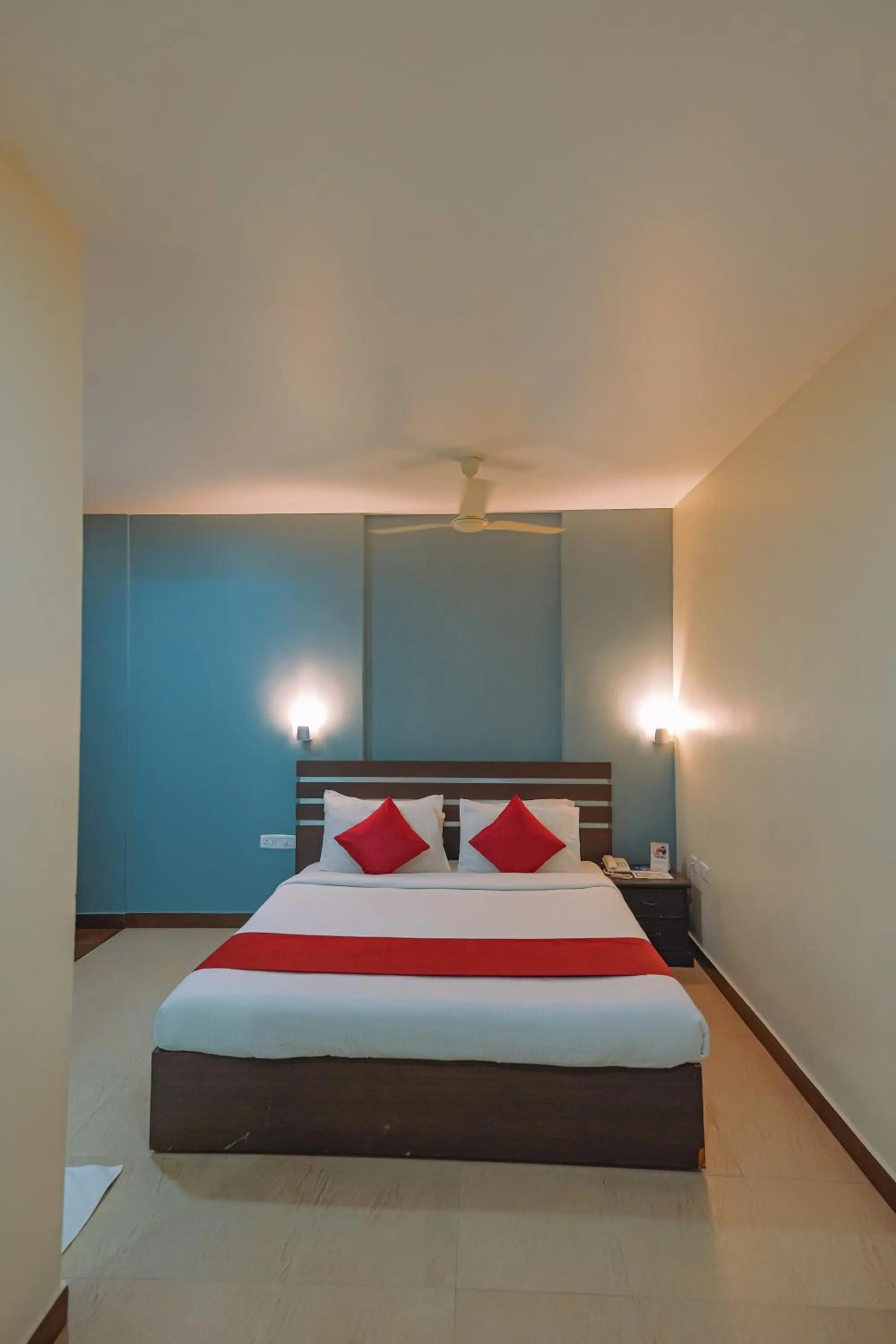 Bedroom, Bed in CLUB7 HOTEL