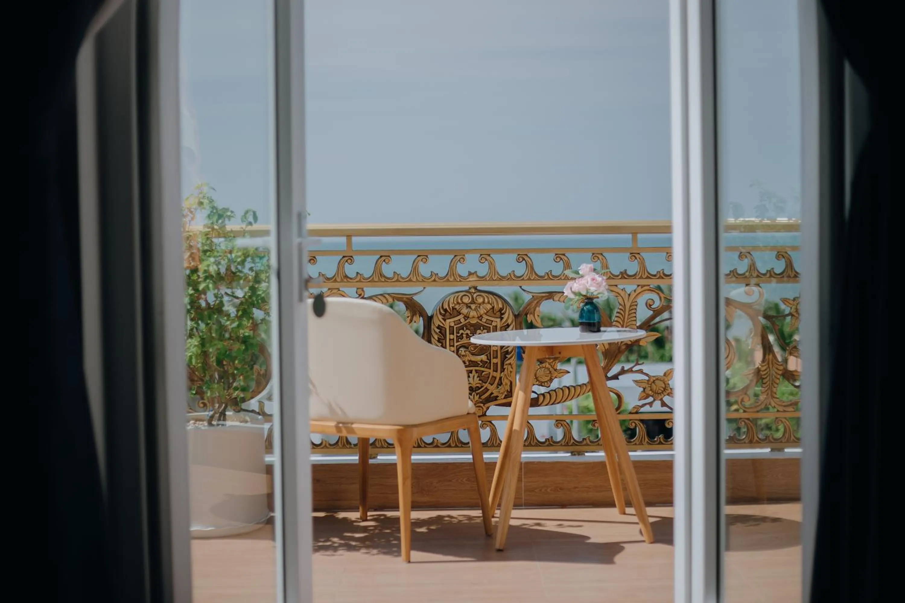 Balcony/Terrace in Paris Hotel Bình Thuận