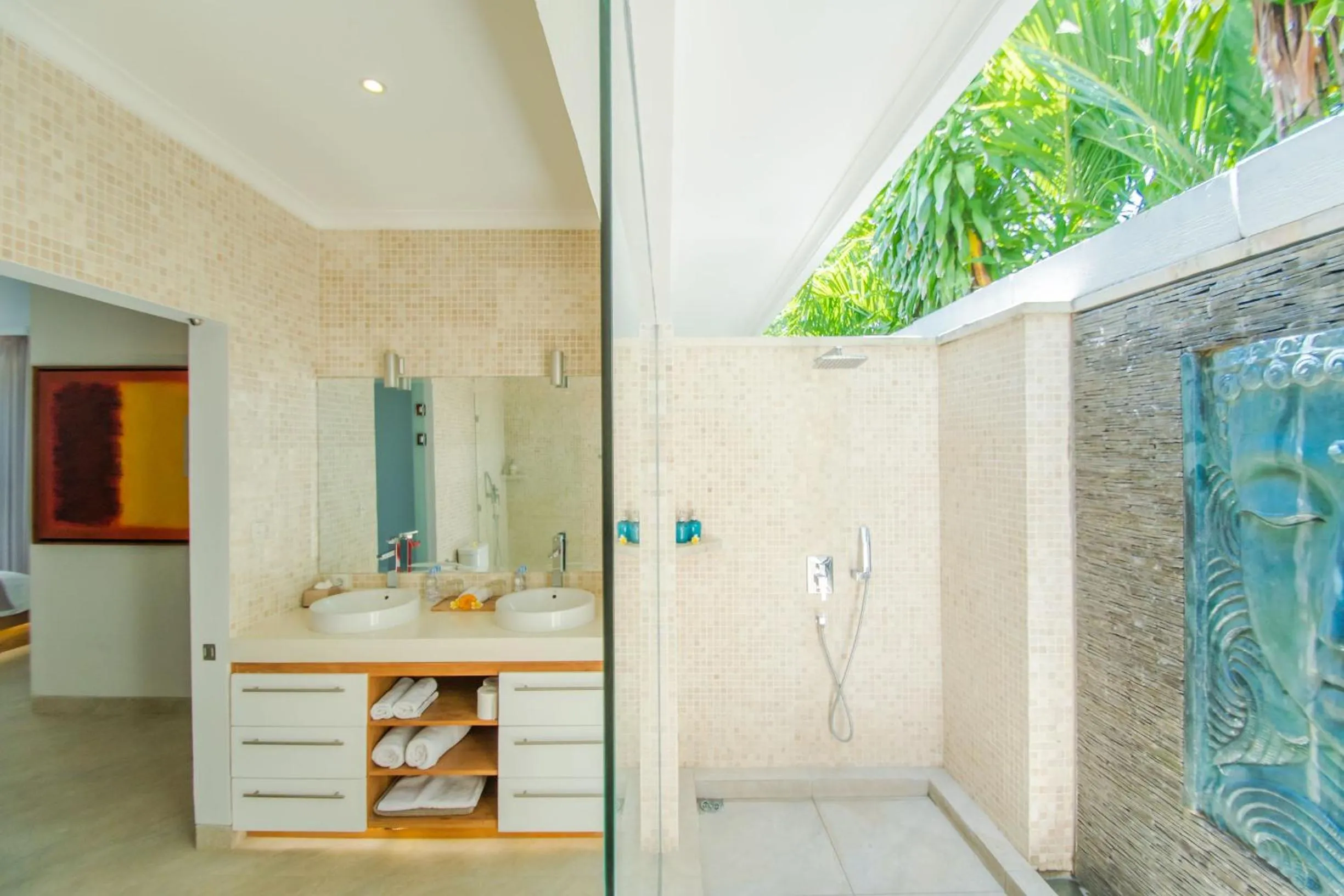 Bathroom in Deep Blue Villa Bali