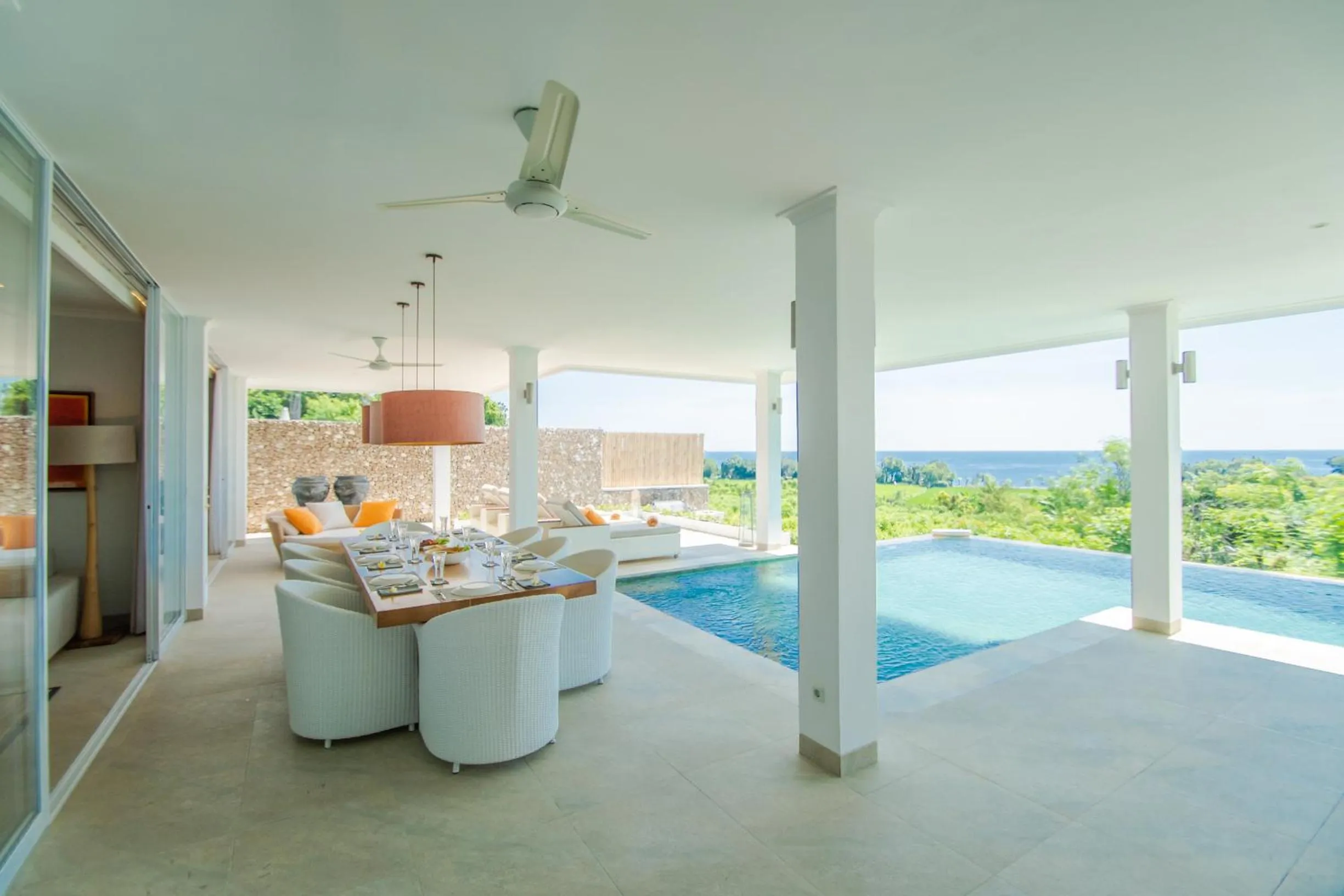 Swimming pool in Deep Blue Villa Bali