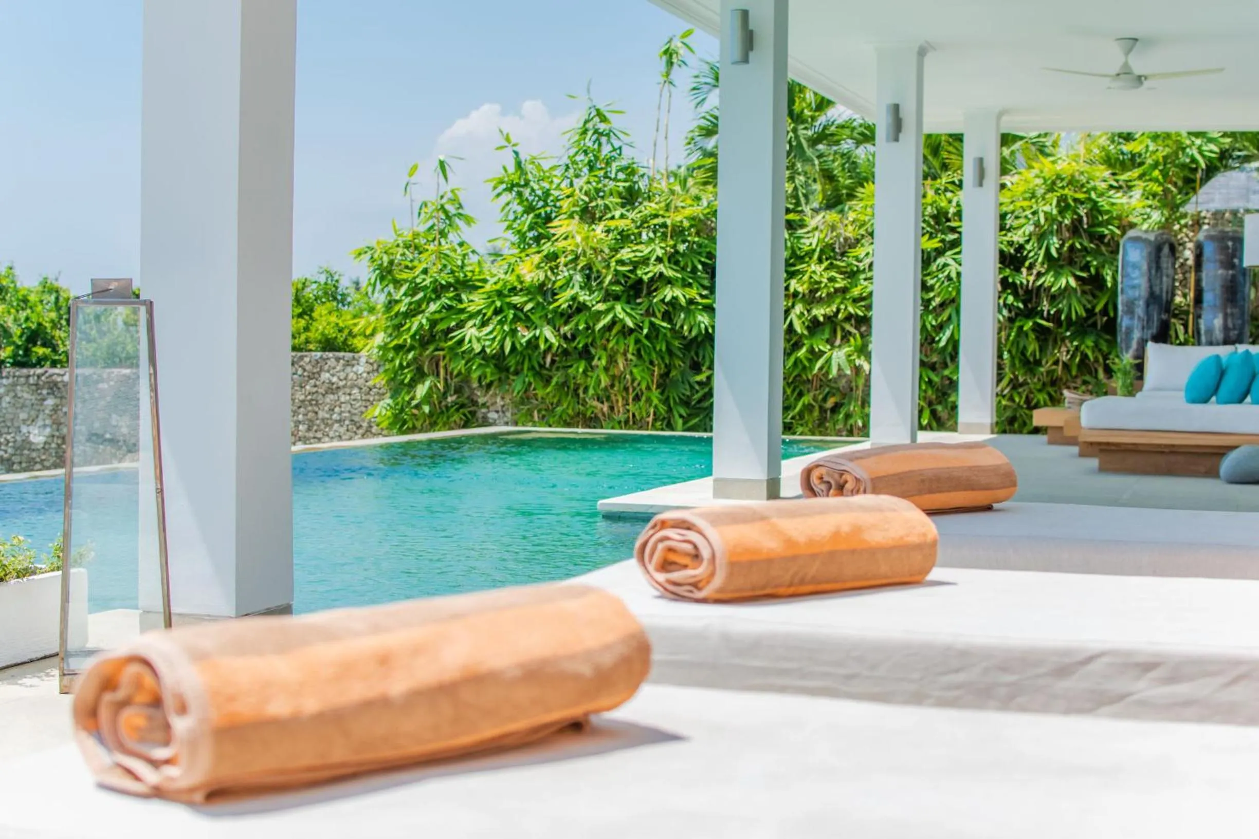 Swimming pool in Deep Blue Villa Bali