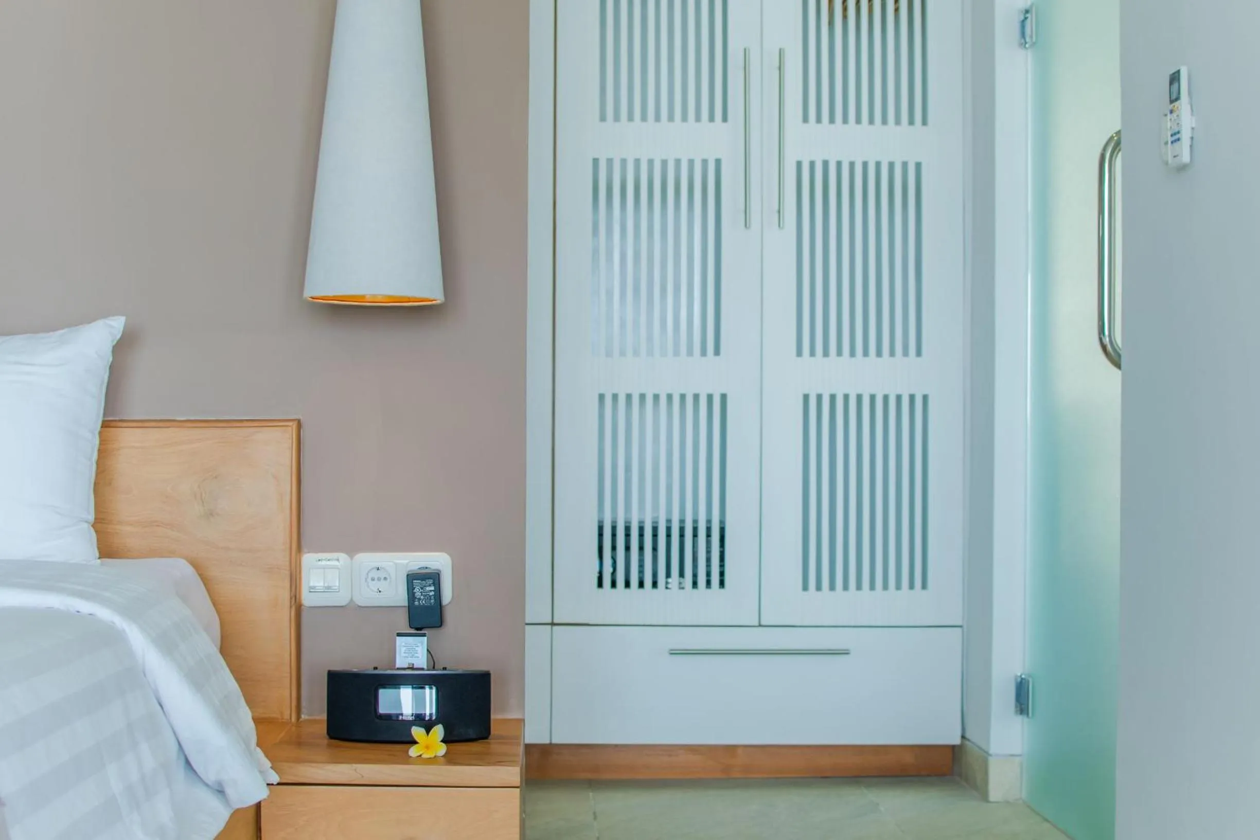 Decorative detail, Bed in Deep Blue Villa Bali