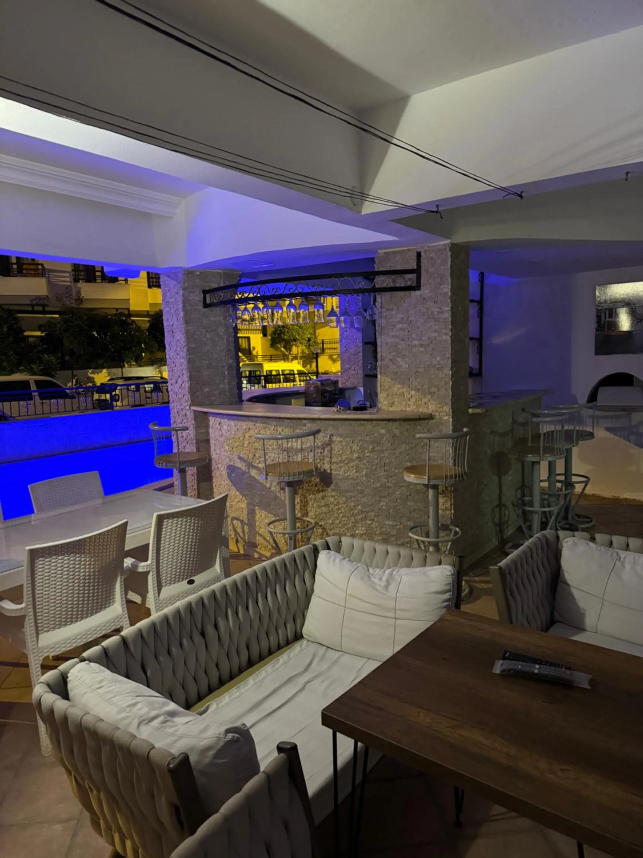 Text overlay in Christina Apart Otel