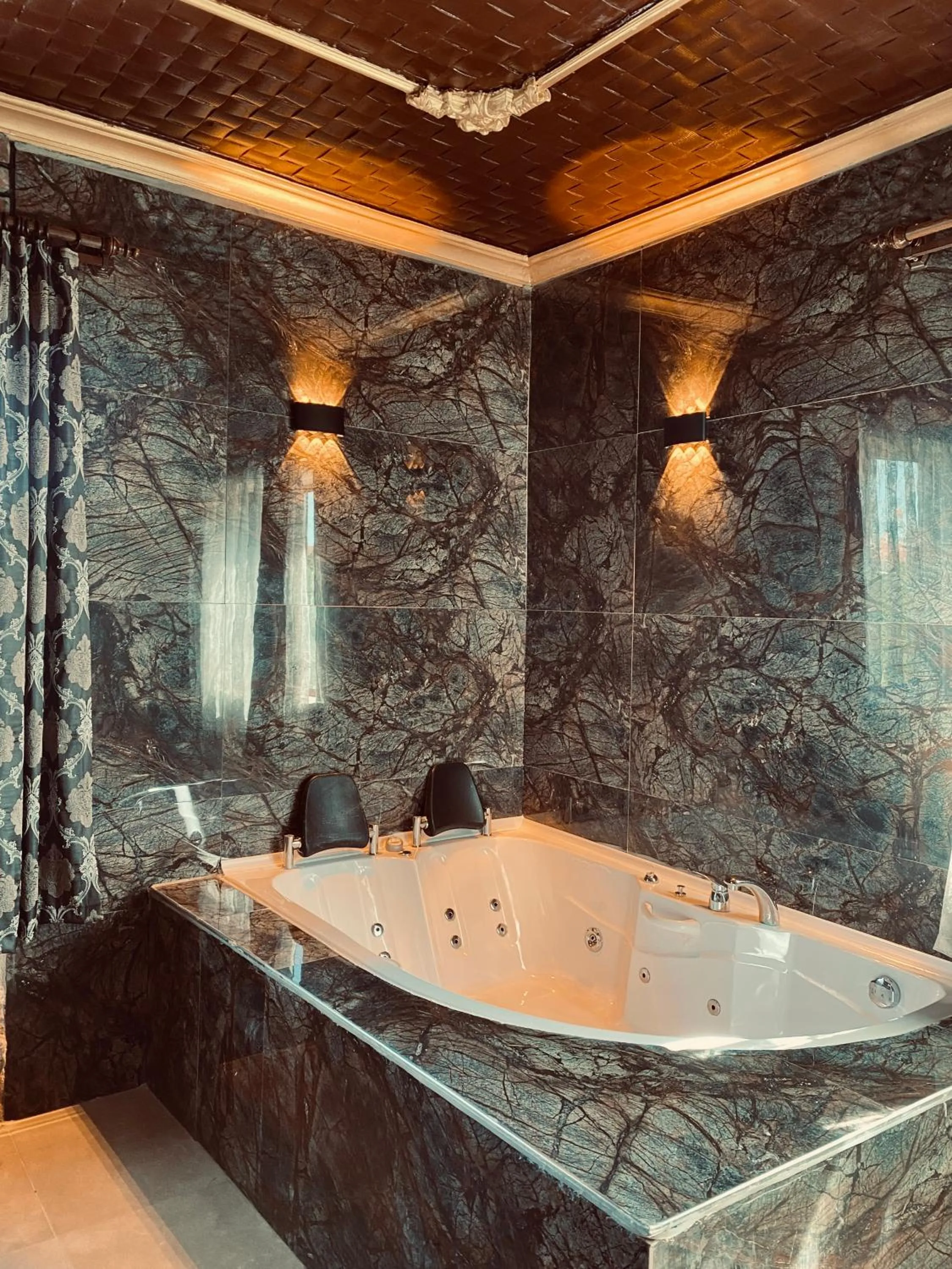 Hot Tub in Aysultan Stone House