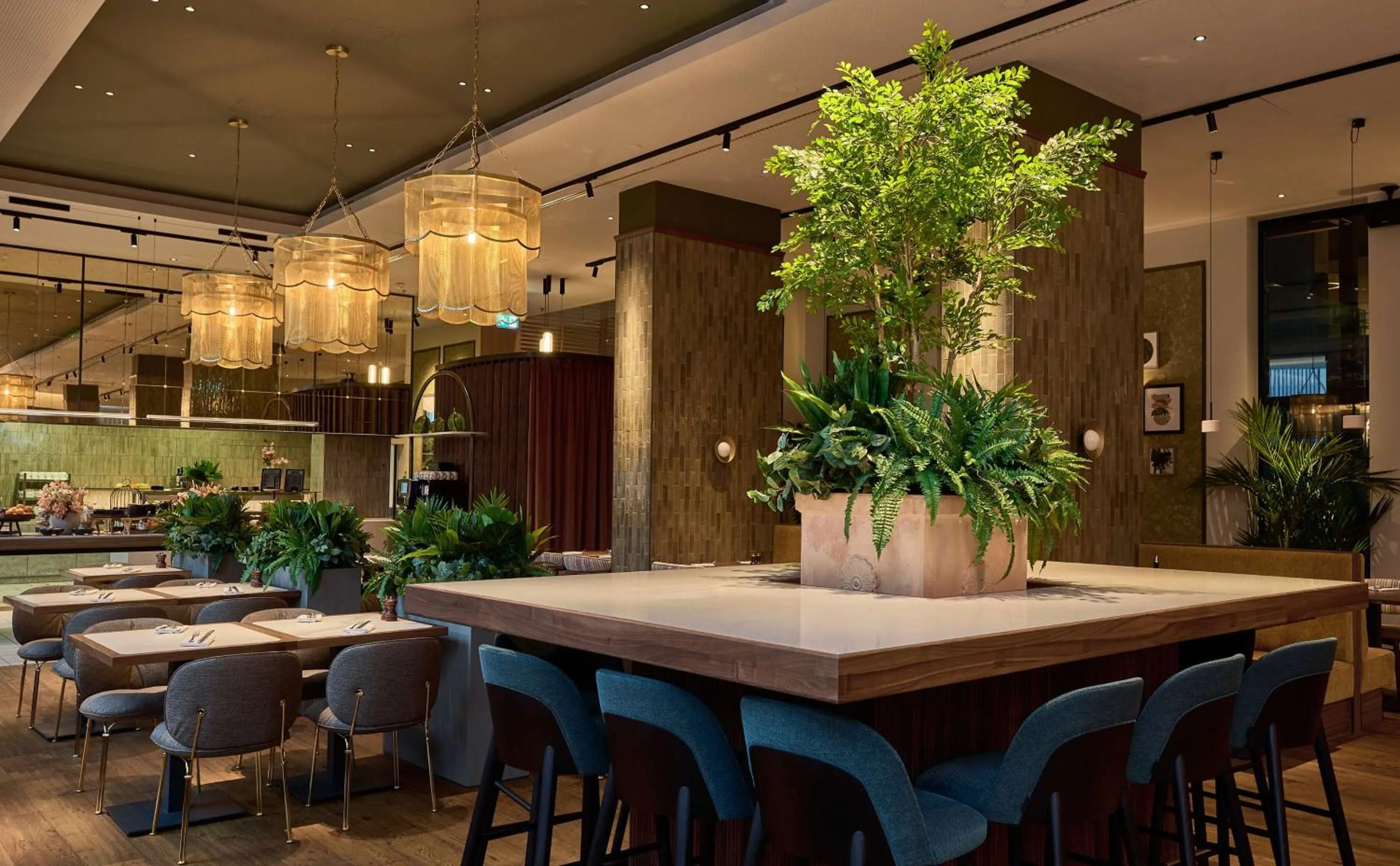 Restaurant/places to eat in Radisson Blu Hotel Zurich Airport