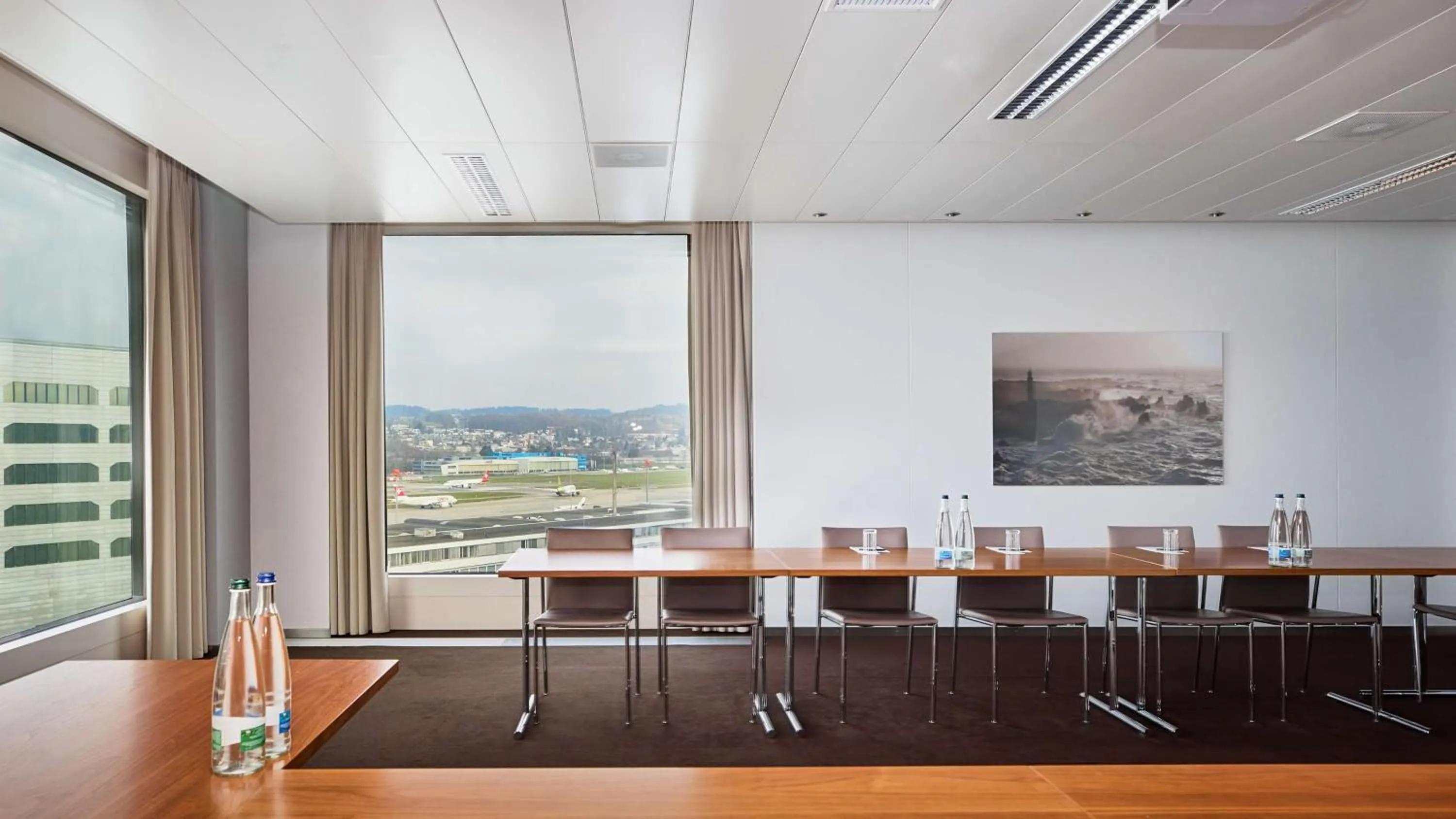 Meeting/conference room in Radisson Blu Hotel Zurich Airport