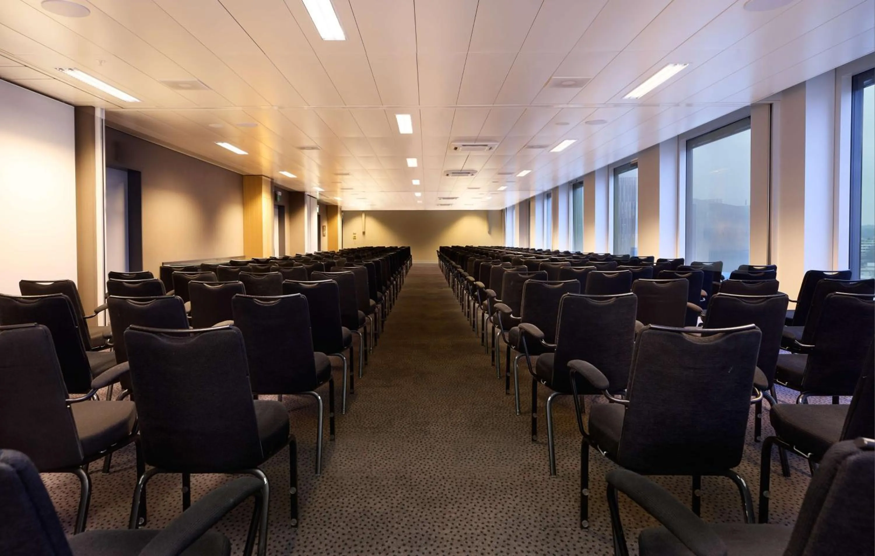 Meeting/conference room in Radisson Blu Hotel Zurich Airport