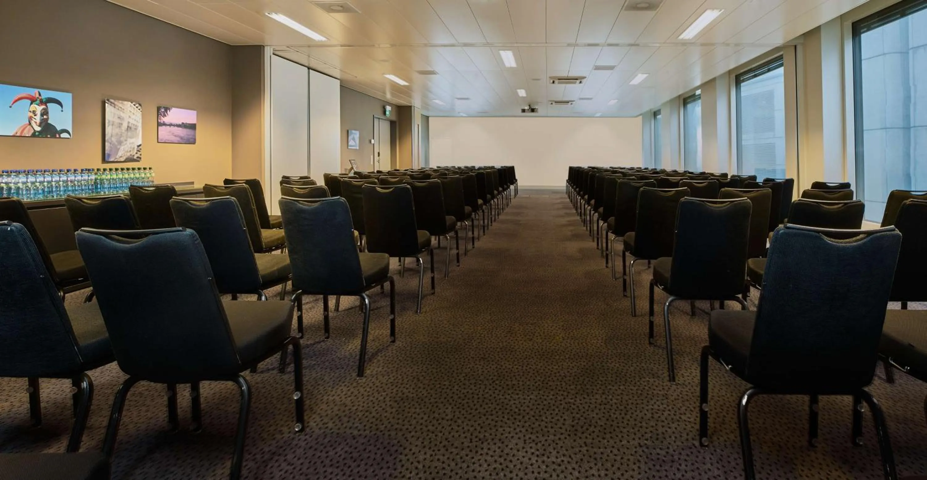 Meeting/conference room in Radisson Blu Hotel Zurich Airport