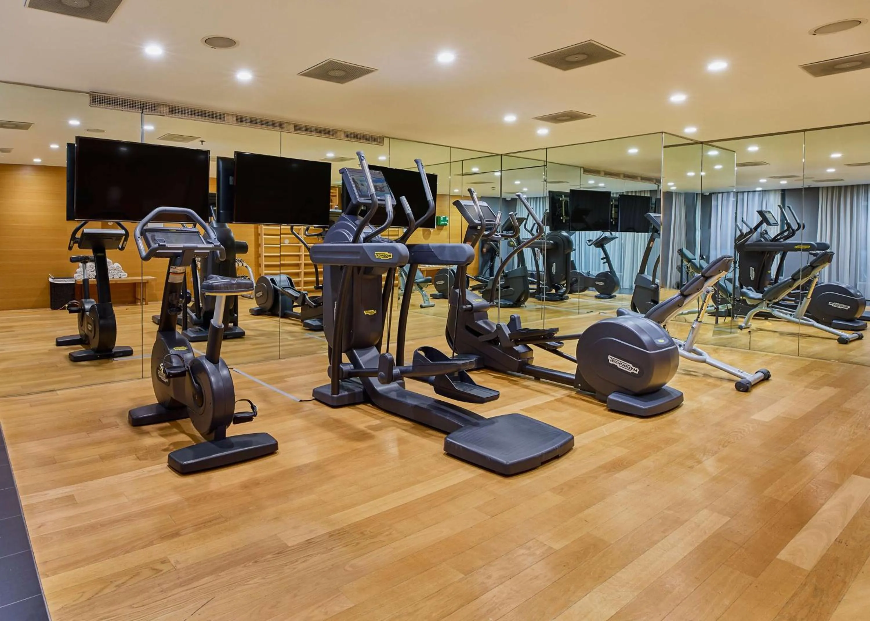 Fitness centre/facilities in Radisson Blu Hotel Zurich Airport