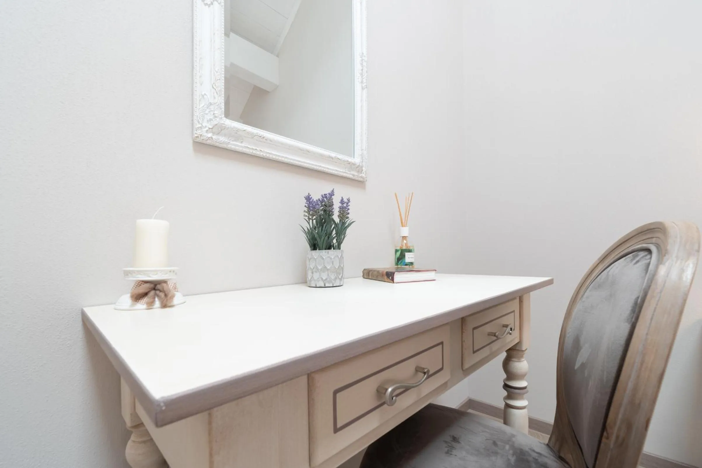 Bed in Antico Borgo B&B Cannobio