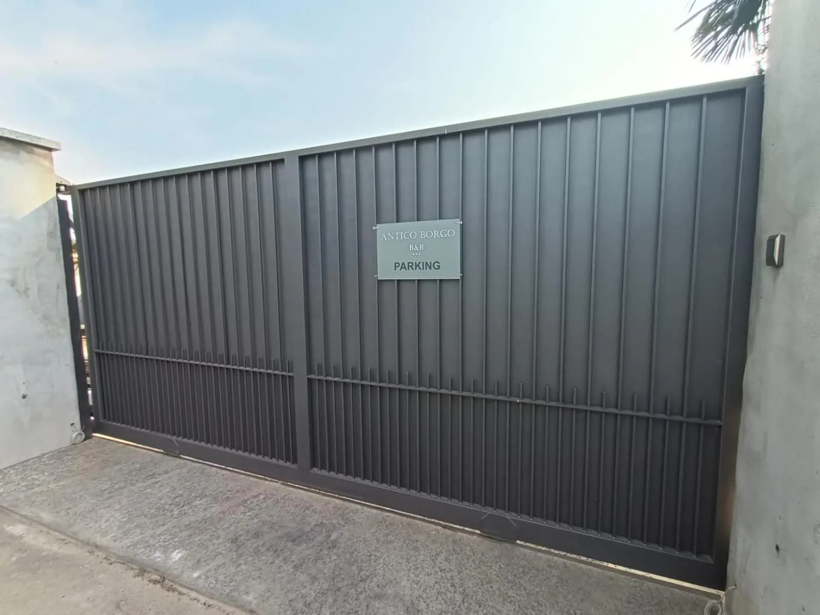 Parking in Antico Borgo B&B Cannobio