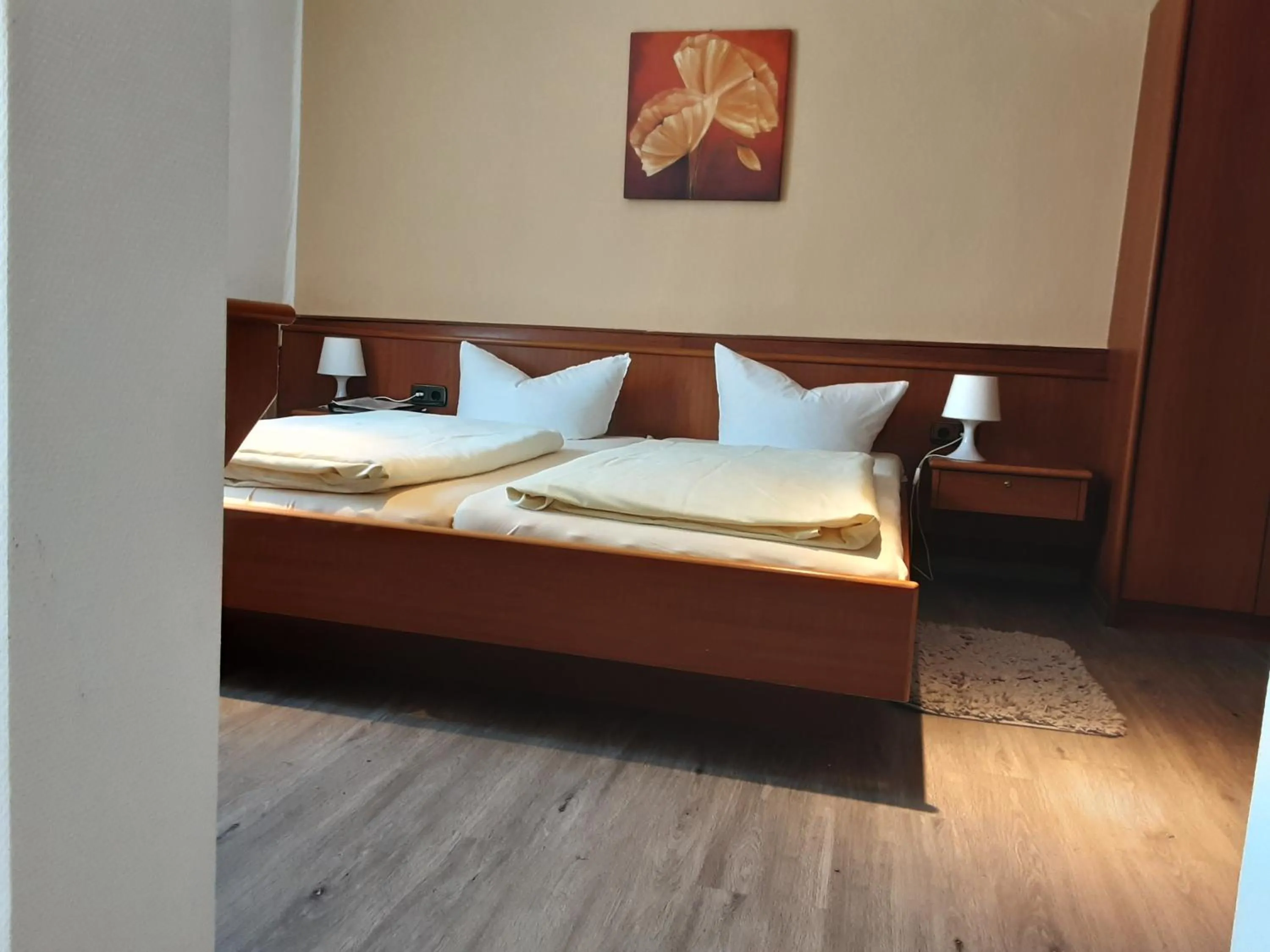 Bed in Hotel Gasthof Zur Krone
