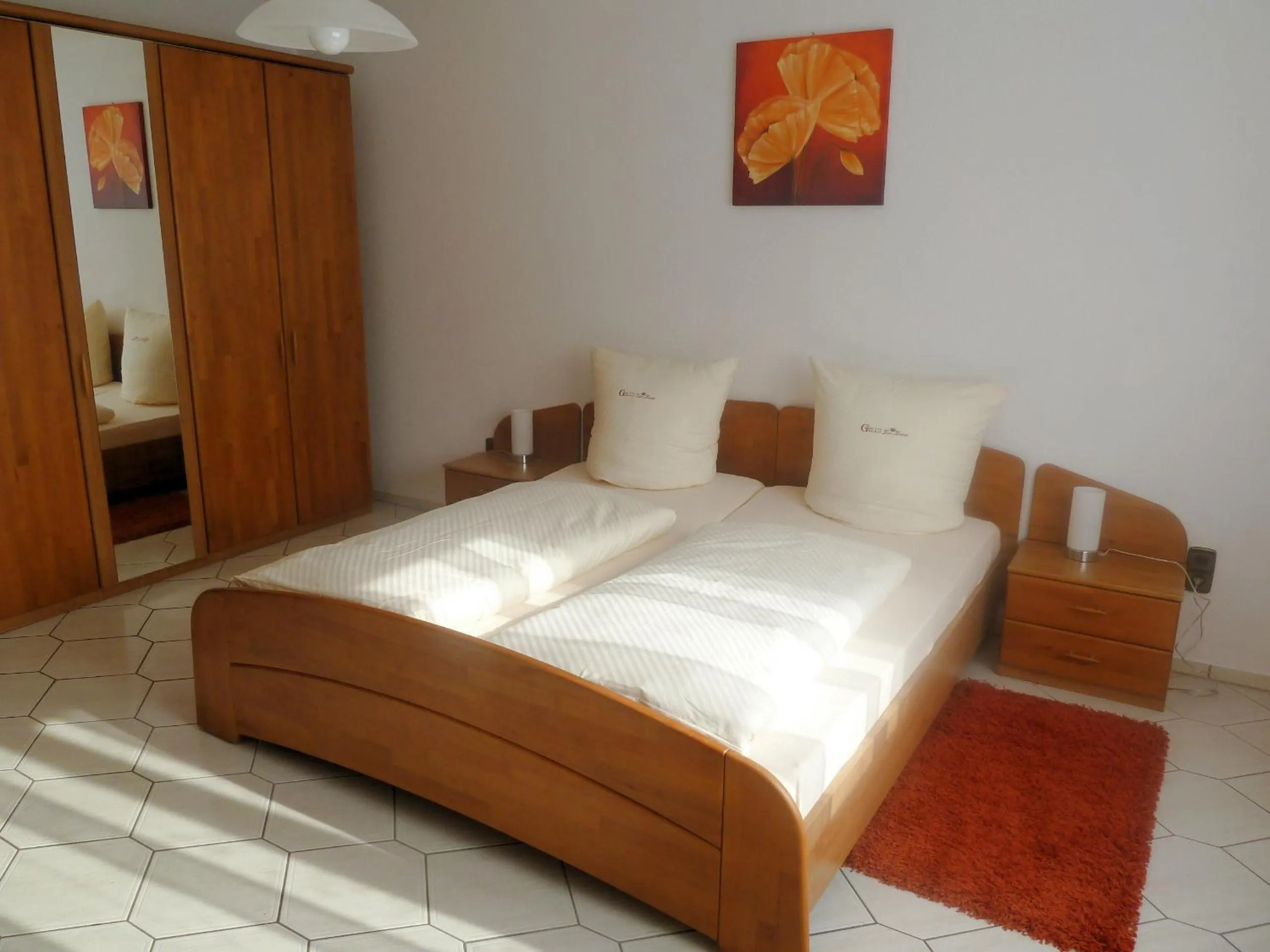 Bedroom, Bed in Hotel Gasthof Zur Krone