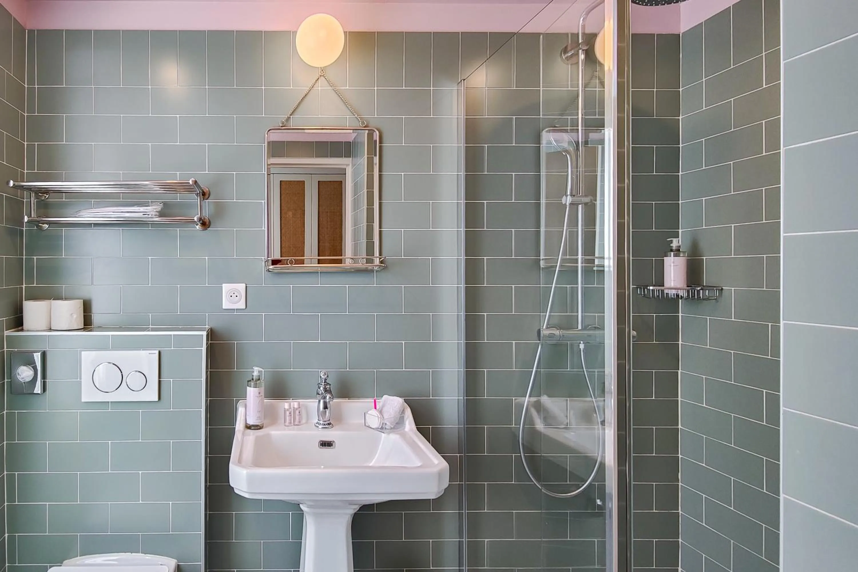 Bathroom in Hotel Aparthotel AMMI Vieux Nice