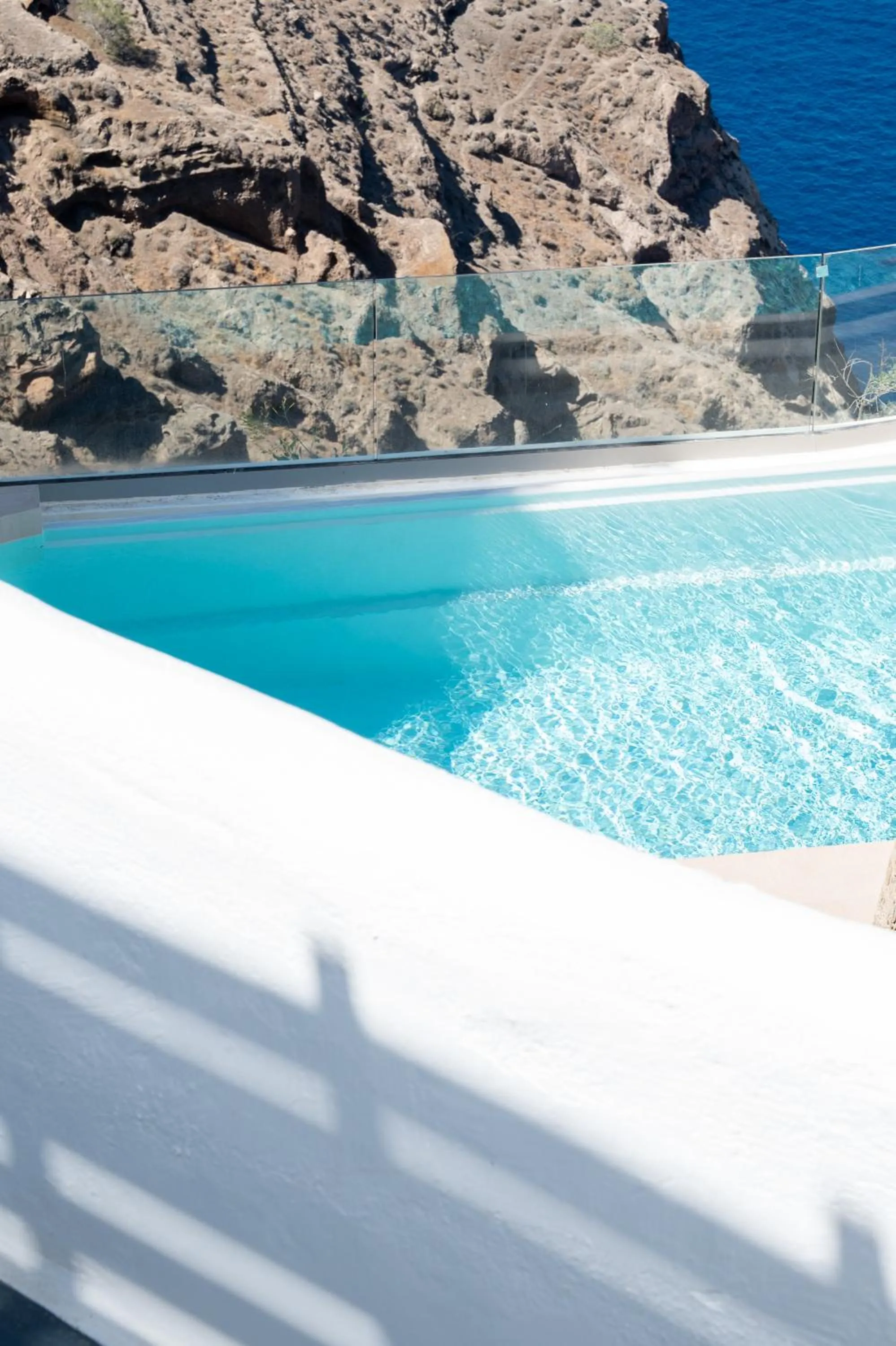 Apeiron Blue Santorini - Sustainable Adults Only 14 Plus