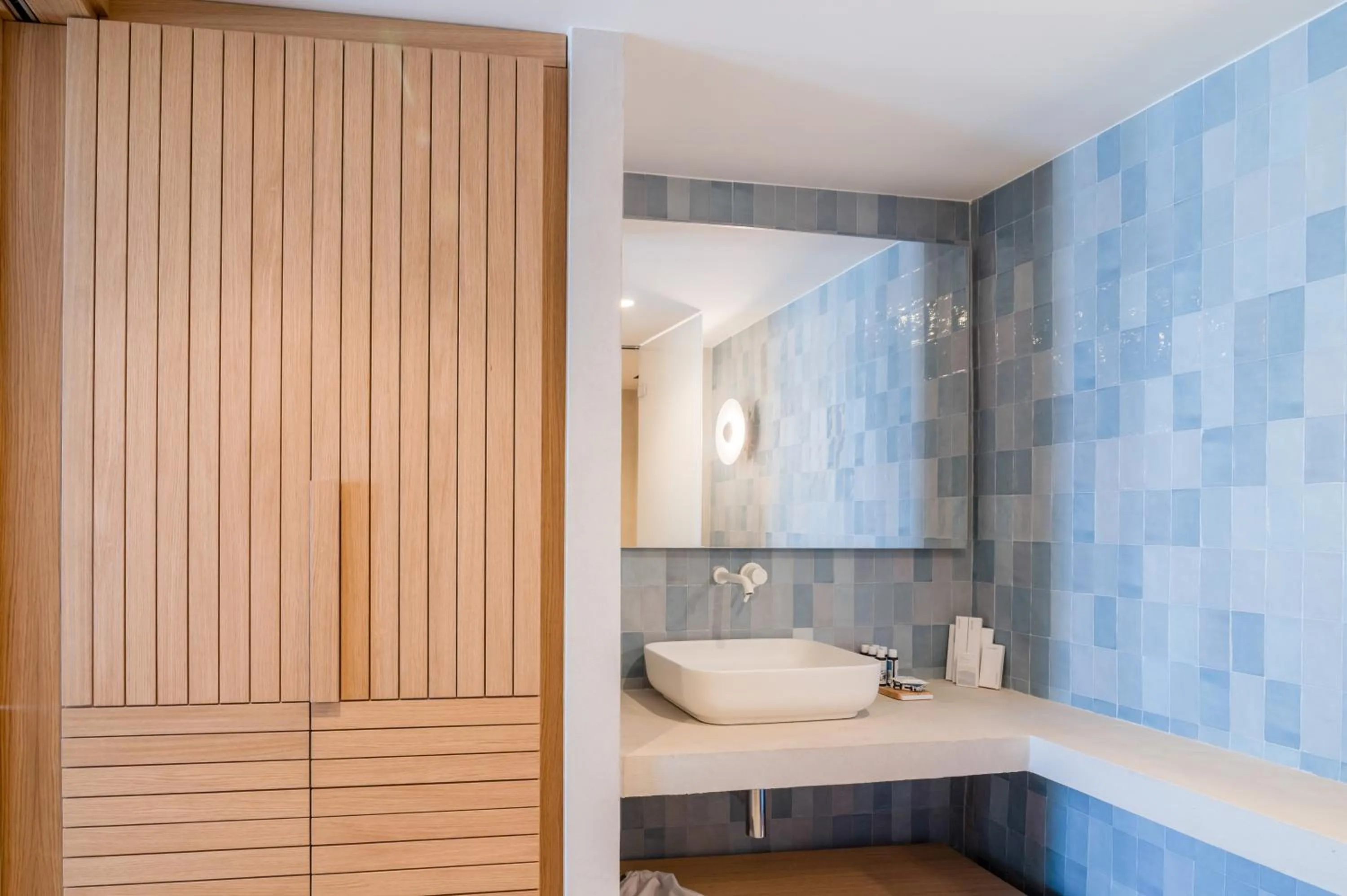 Apeiron Blue Santorini - Sustainable Adults Only 14 Plus