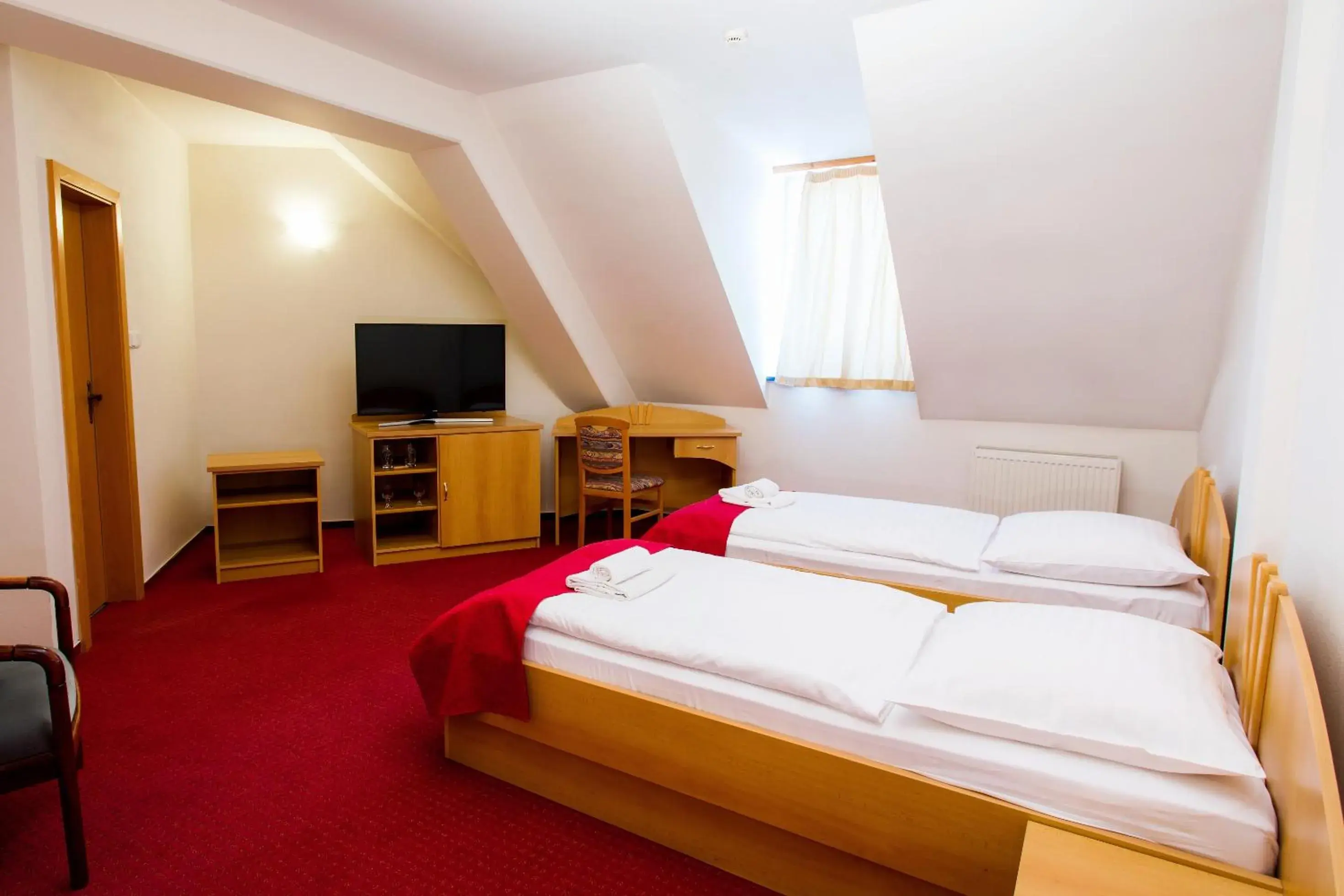 Twin Room in Hotel pod Zámkom Twin Room in Hotel pod Zámkom