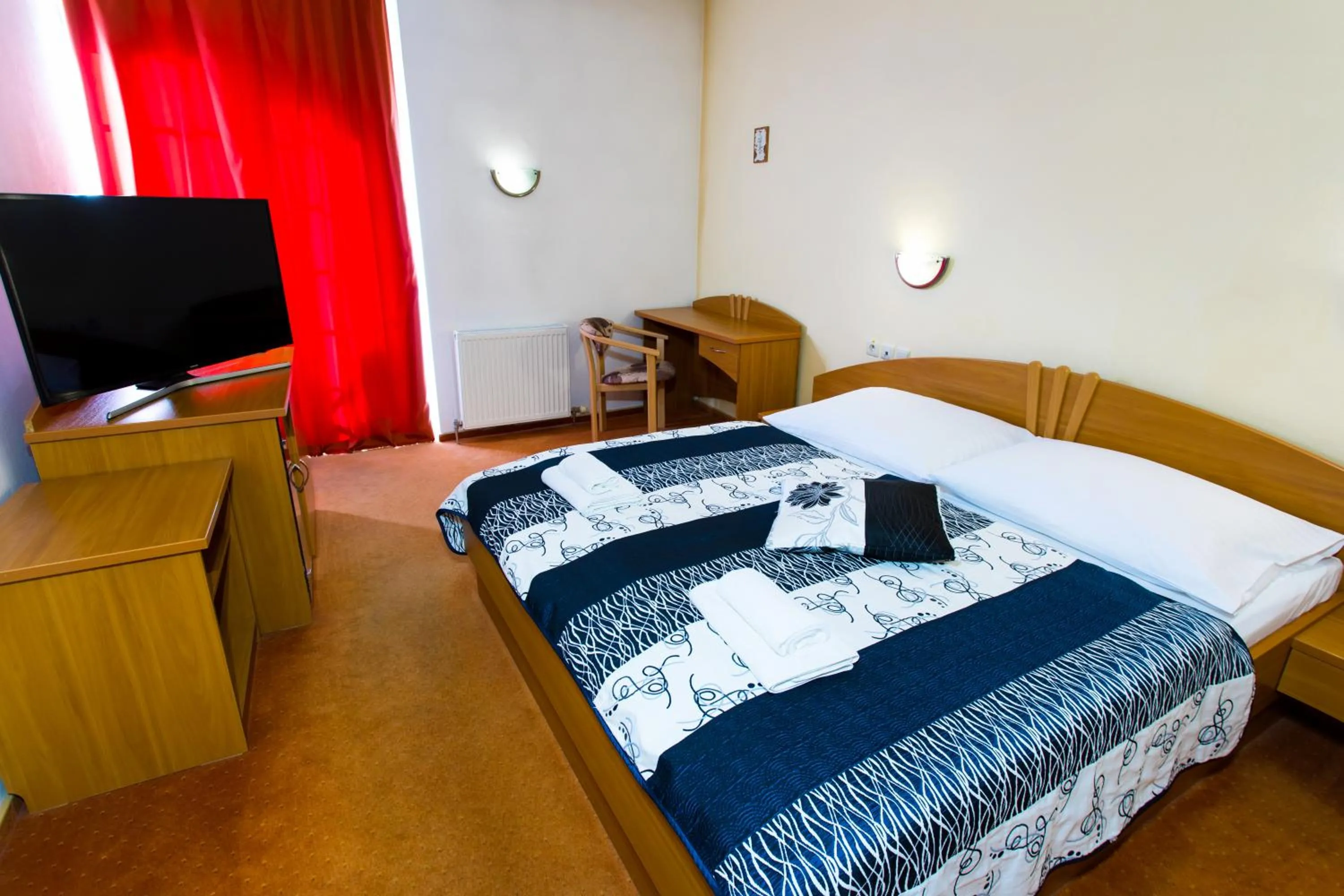 TV and multimedia, Bed in Hotel pod Zámkom