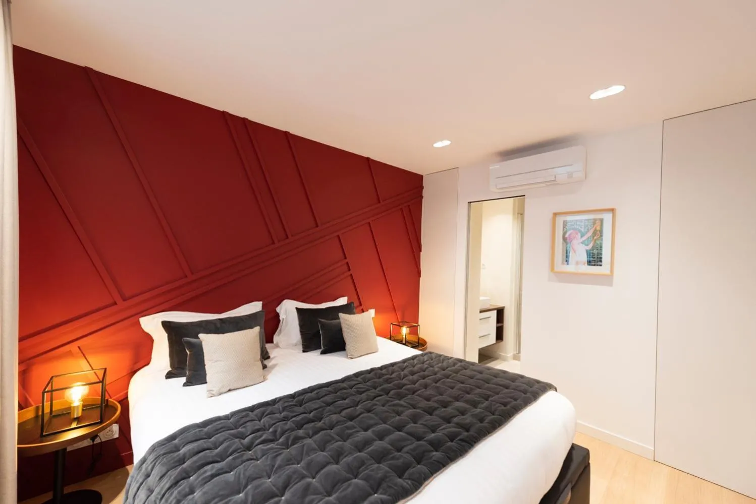Other, Bed in Bistrot