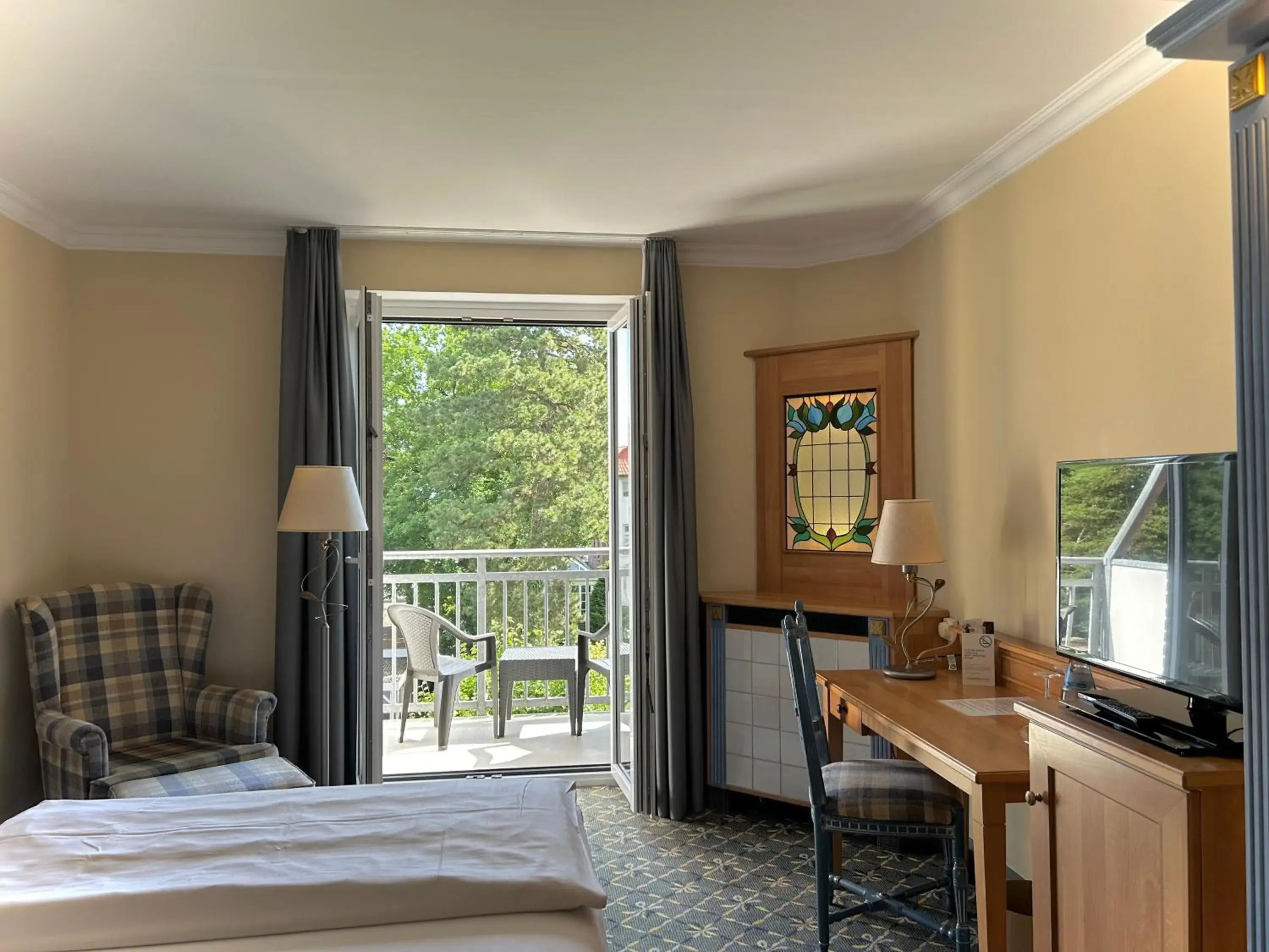 Comfort Class Room Seaside with Balcony - single occupancy in Country Hotel Timmendorfer Strand Comfort Class Room Seaside with Balcony - single occupancy in Country Hotel Timmendorfer Strand