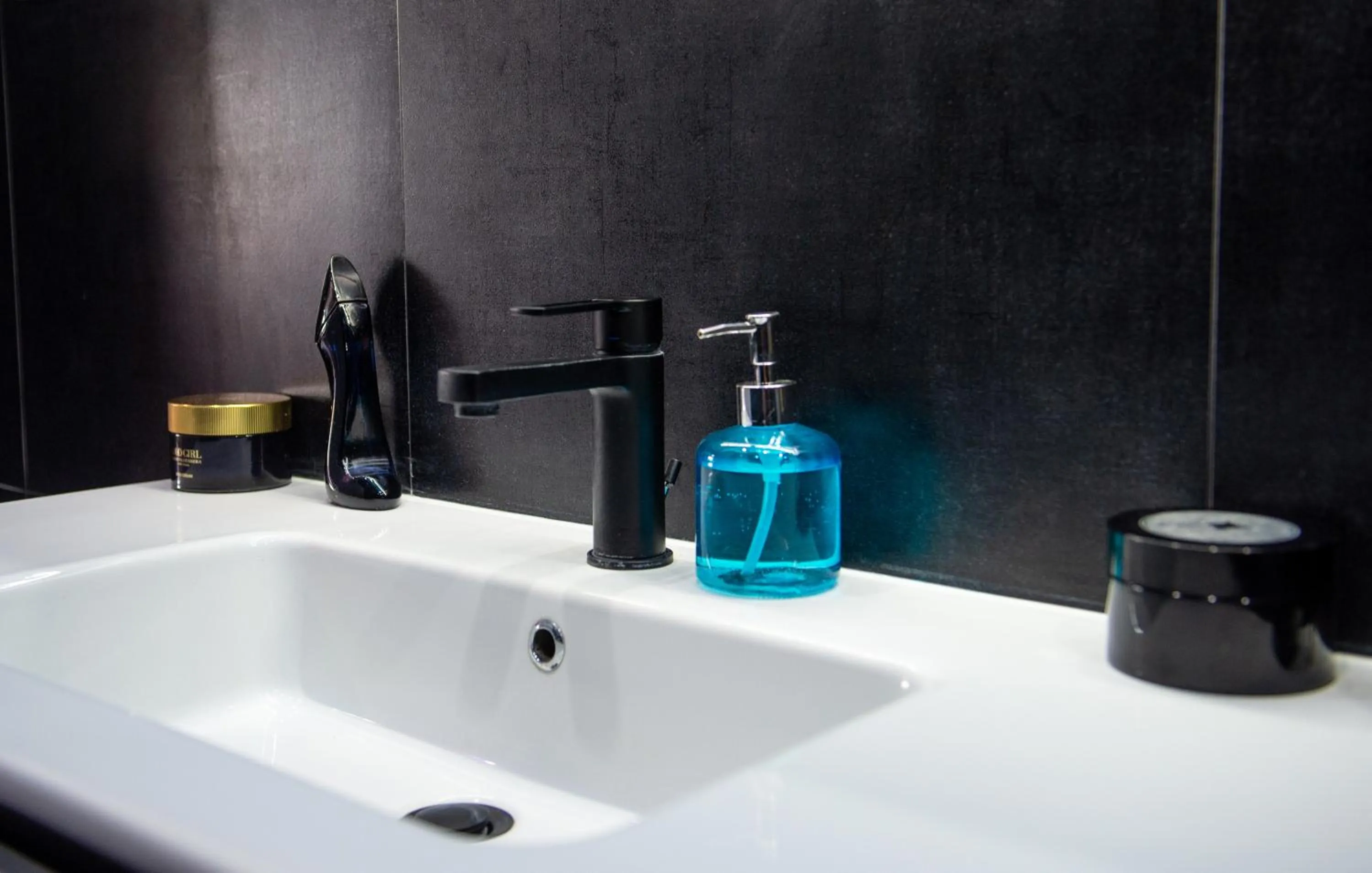 Toilet in Smart Home Mostar