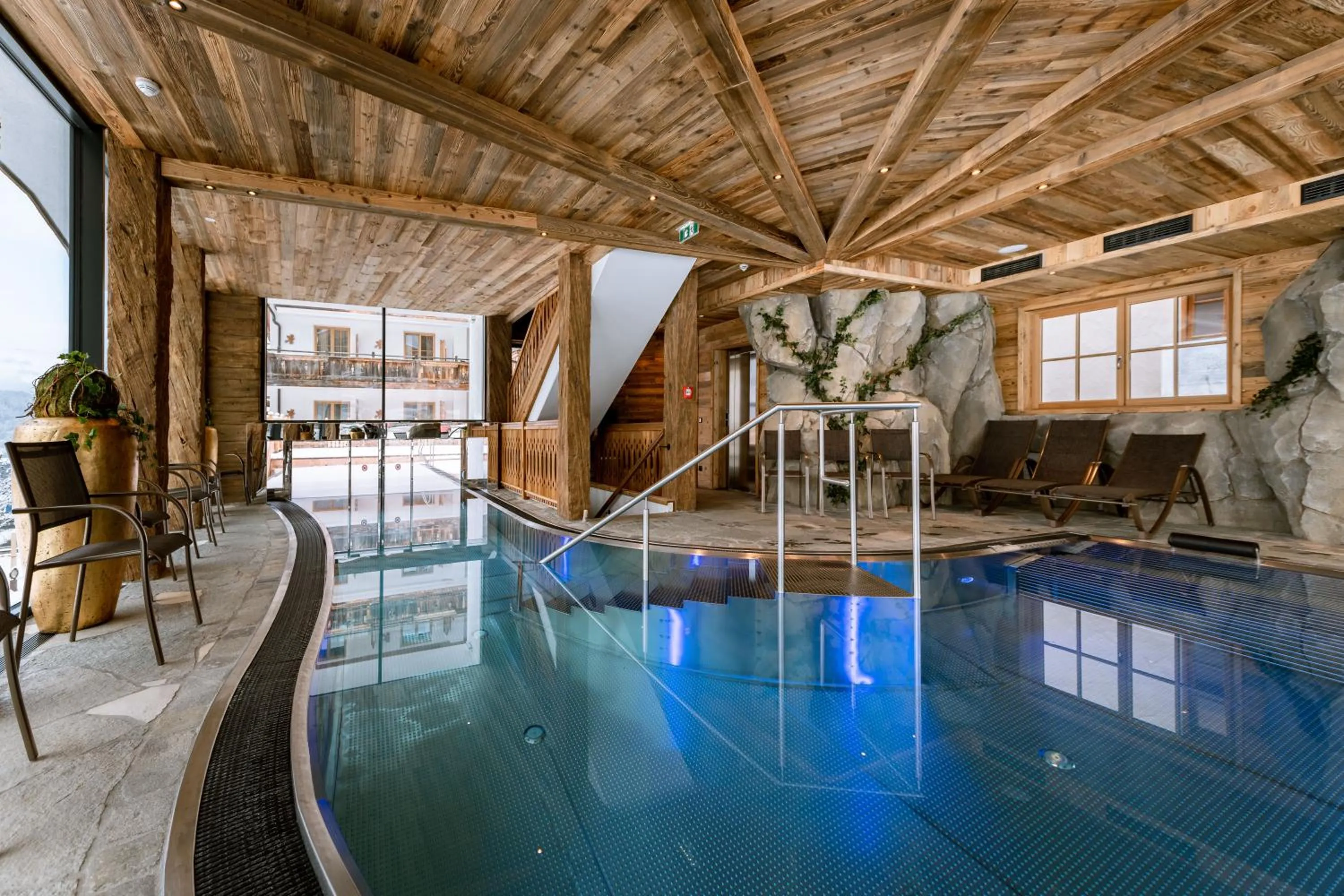 Swimming pool in Hotel Restaurant Hexenalm