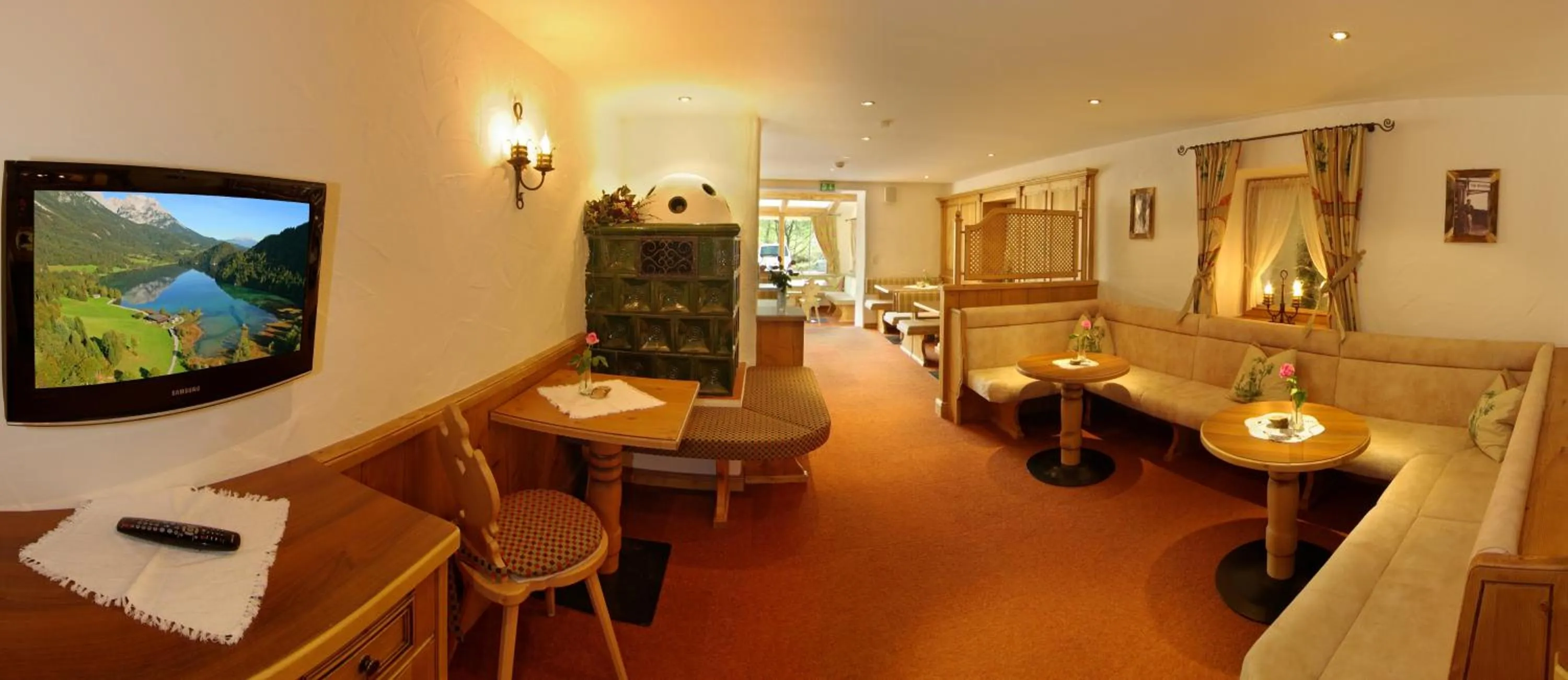 Restaurant/places to eat in Hotel Restaurant Hexenalm