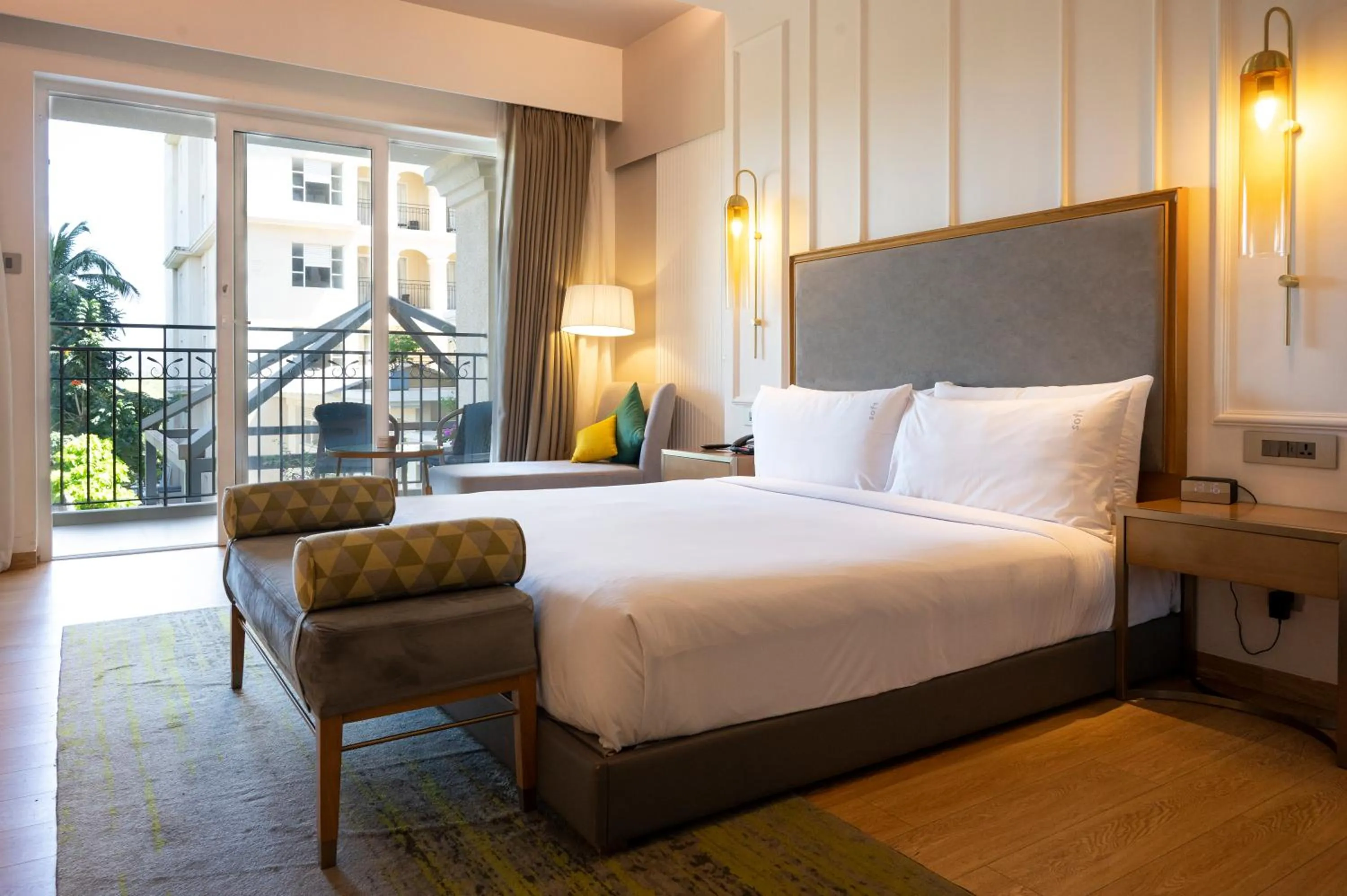 Bed in Holiday Inn Goa Candolim