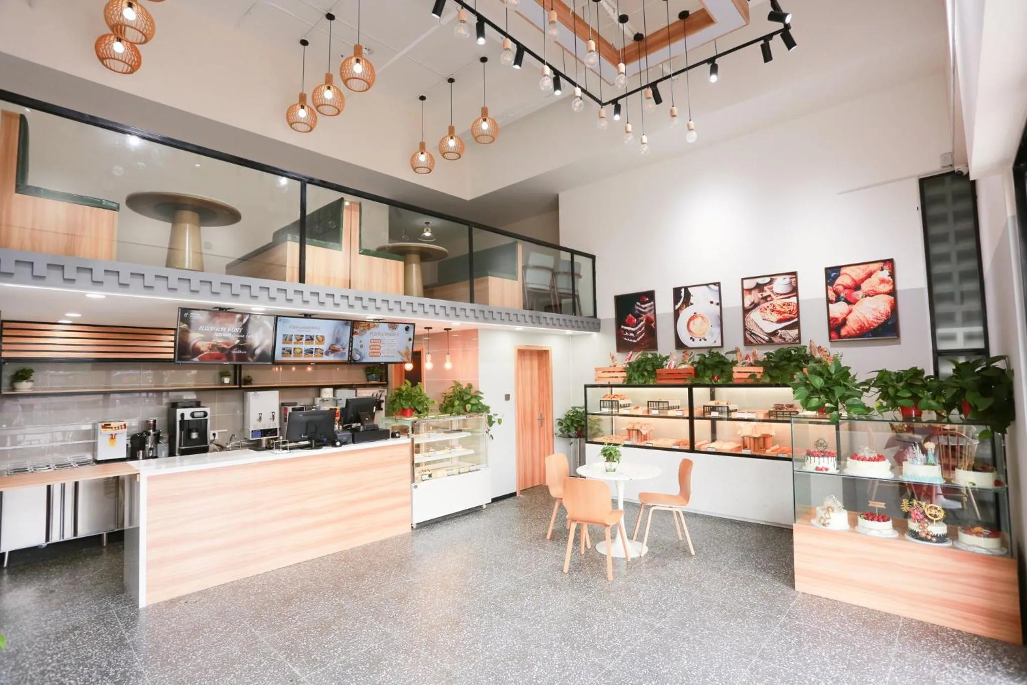 Restaurant/places to eat in Holiday Inn Fuyang by IHG