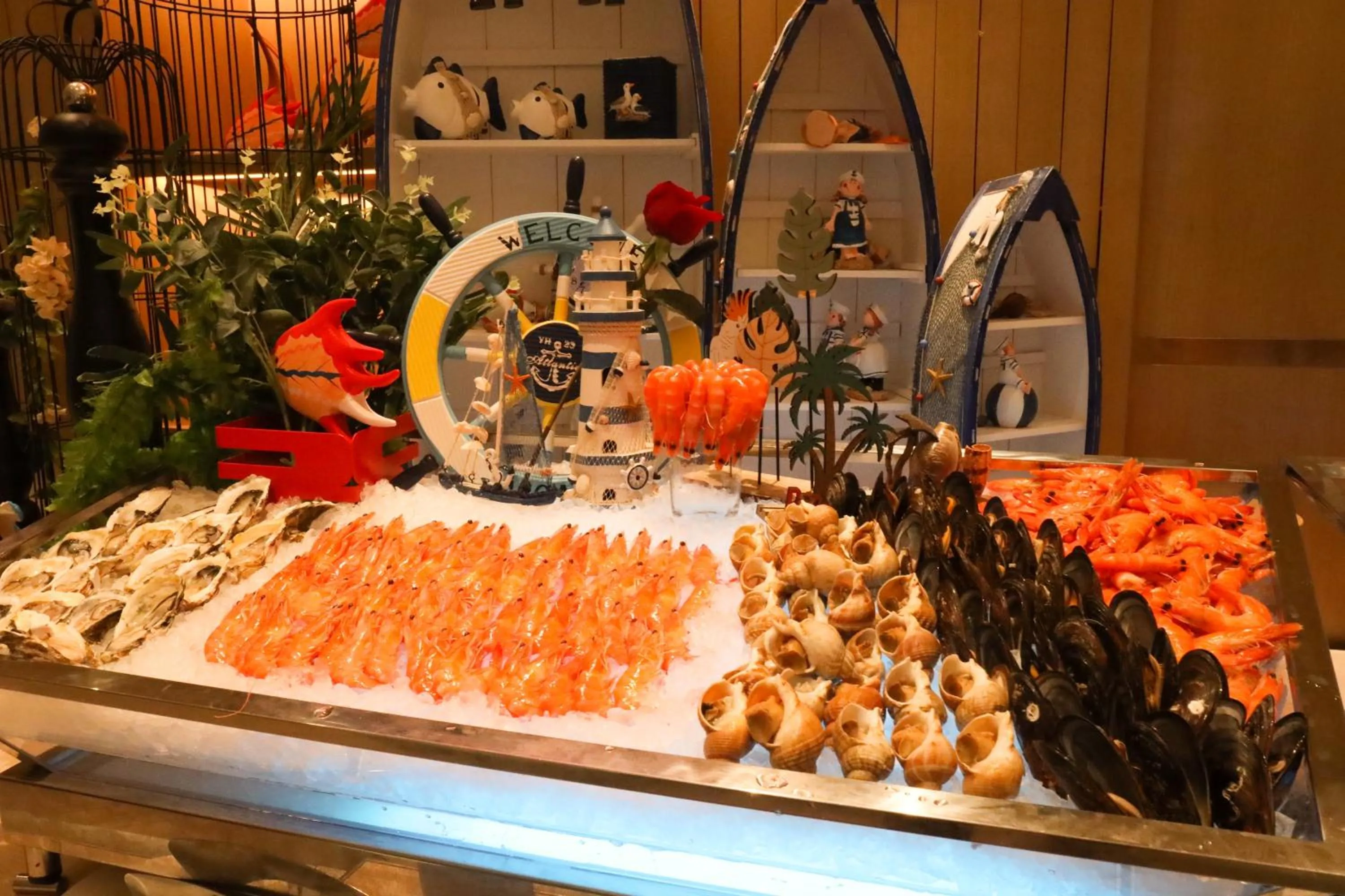 Restaurant/places to eat in Holiday Inn Fuyang by IHG