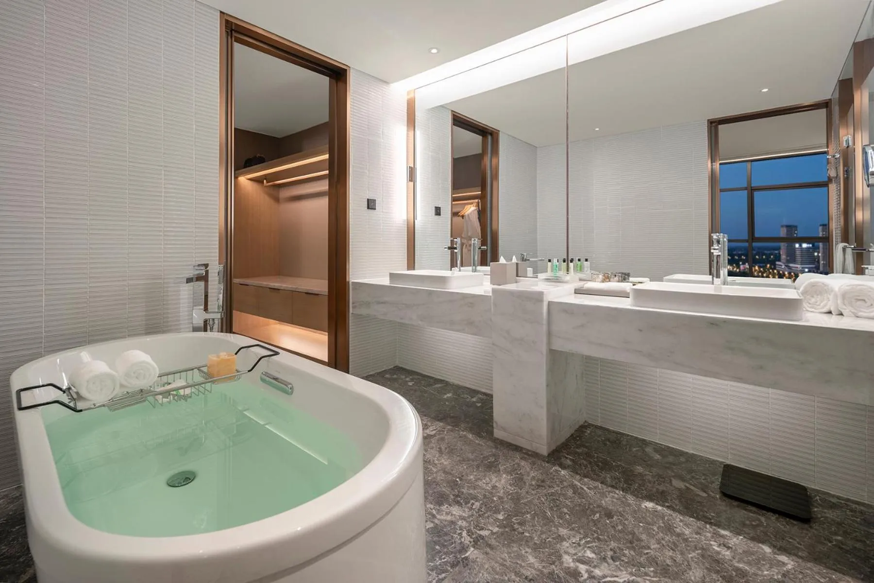 Bathroom in Holiday Inn Fuyang by IHG