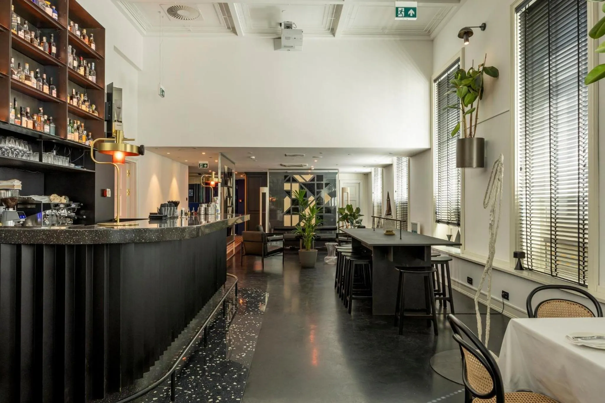 Restaurant/places to eat in Hotel Indigo Belgrade by IHG
