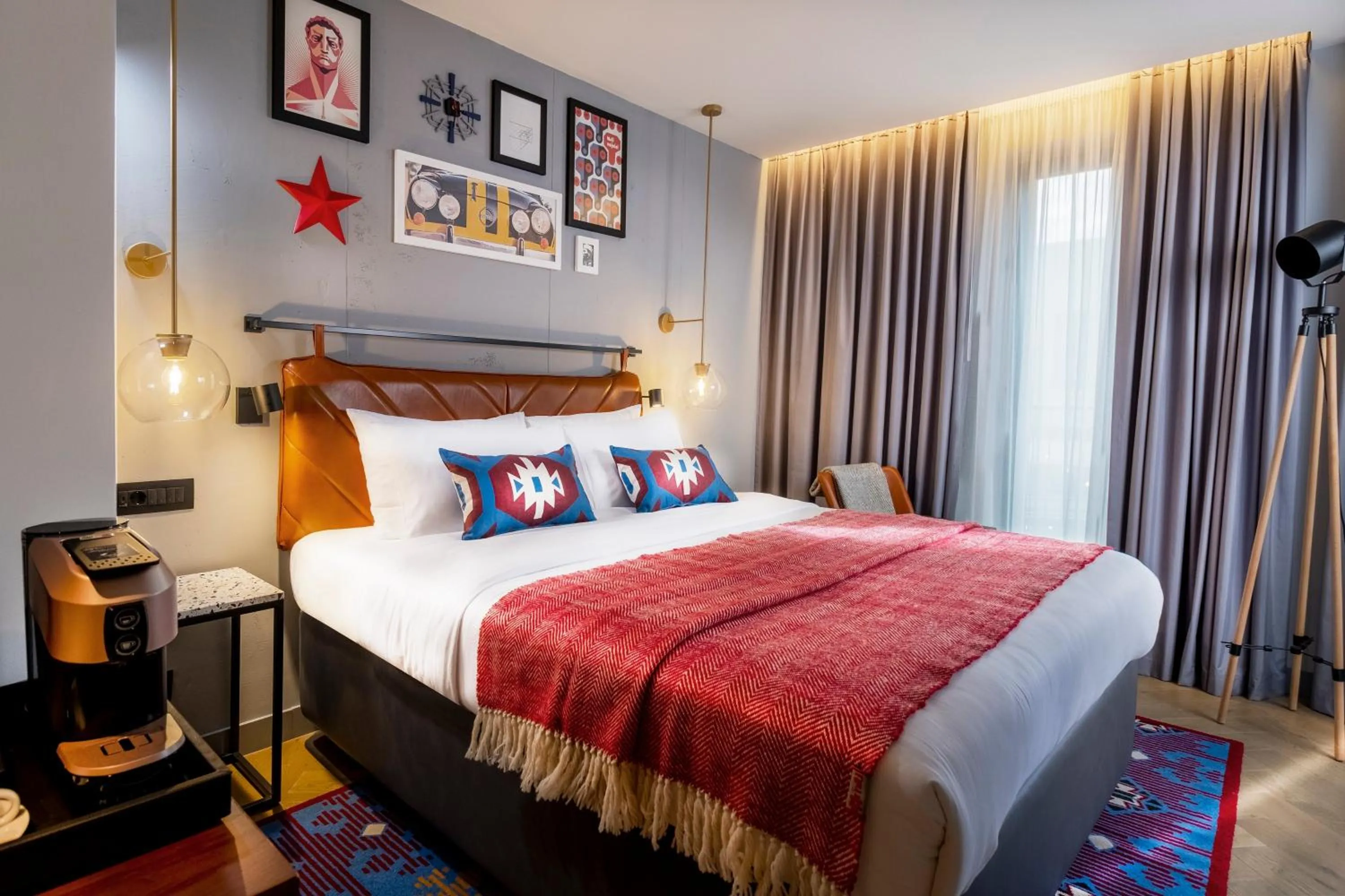 Photo of the whole room, Bed in Hotel Indigo Belgrade by IHG