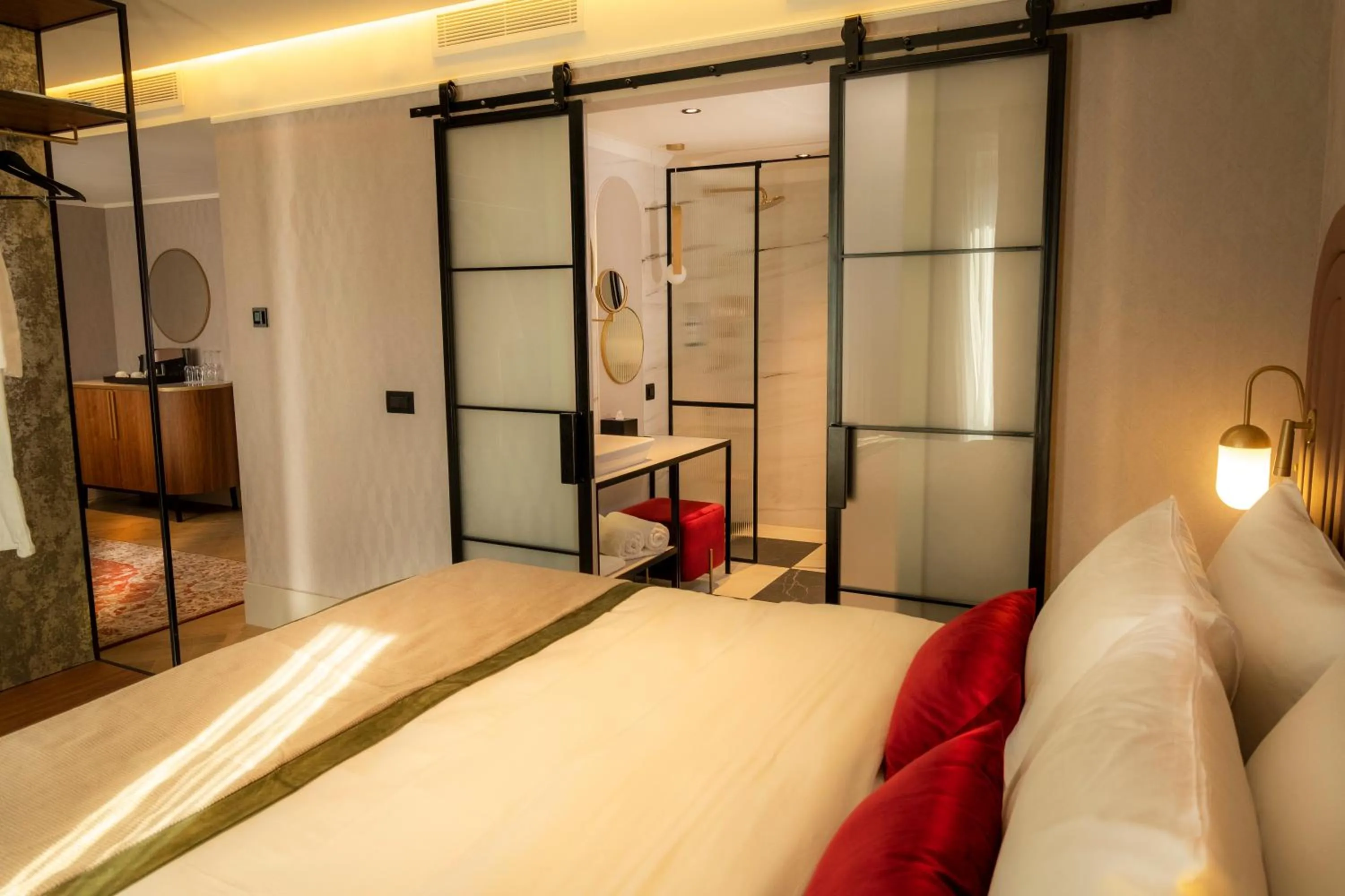 Photo of the whole room, Bed in Hotel Indigo Belgrade by IHG