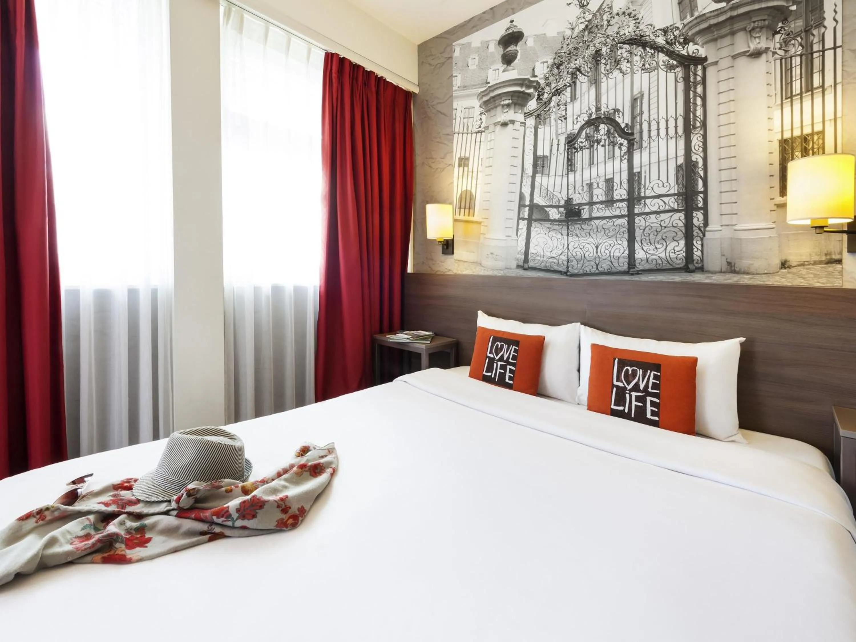 Bedroom, Bed in Aparthotel Adagio Basel City
