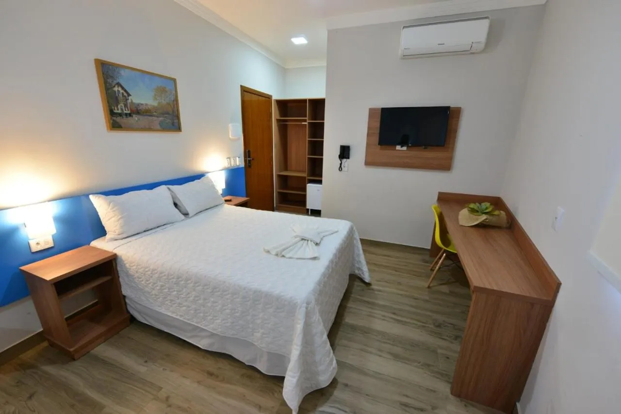 Bed in Vinds Economic Hotel