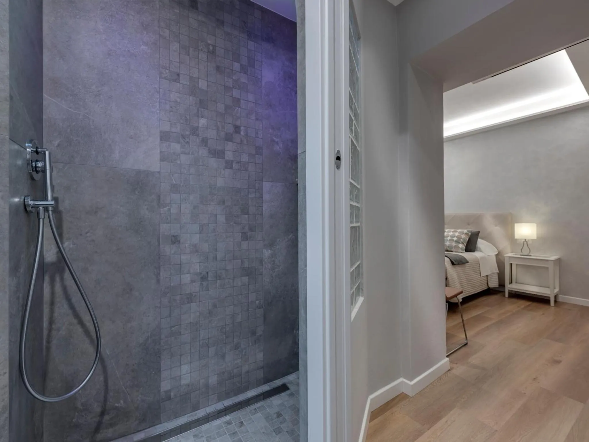 Shower in Soggiorno Alessandra