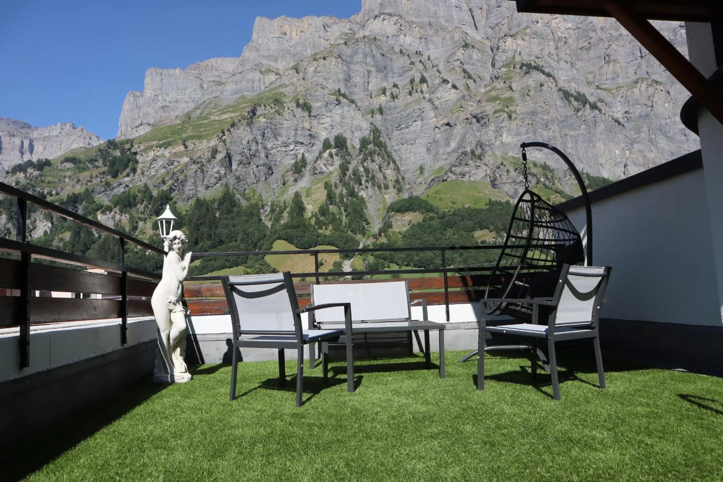 Patio in Grichting Hotel & Serviced Apartments