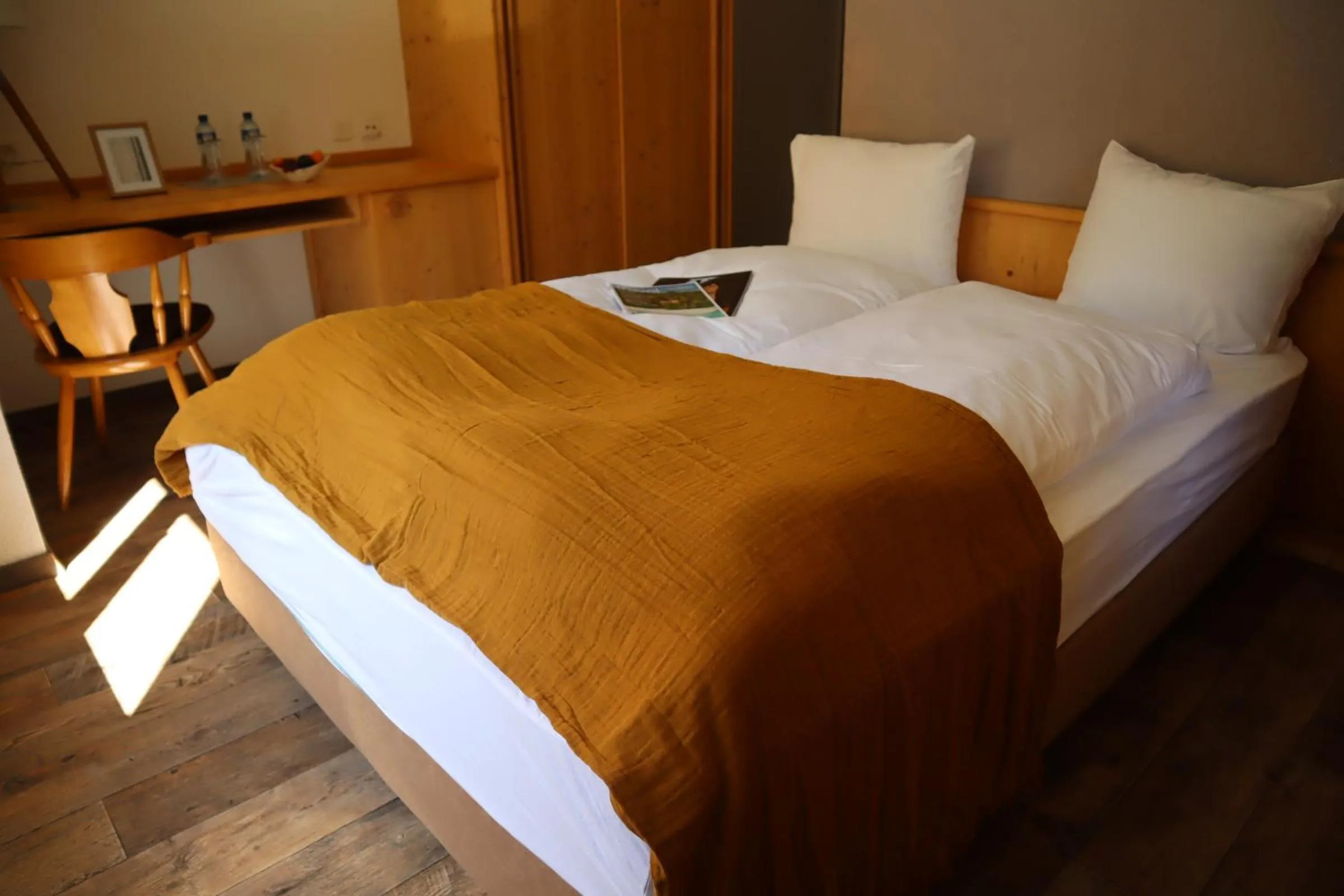 Bedroom, Bed in Grichting Hotel & Serviced Apartments